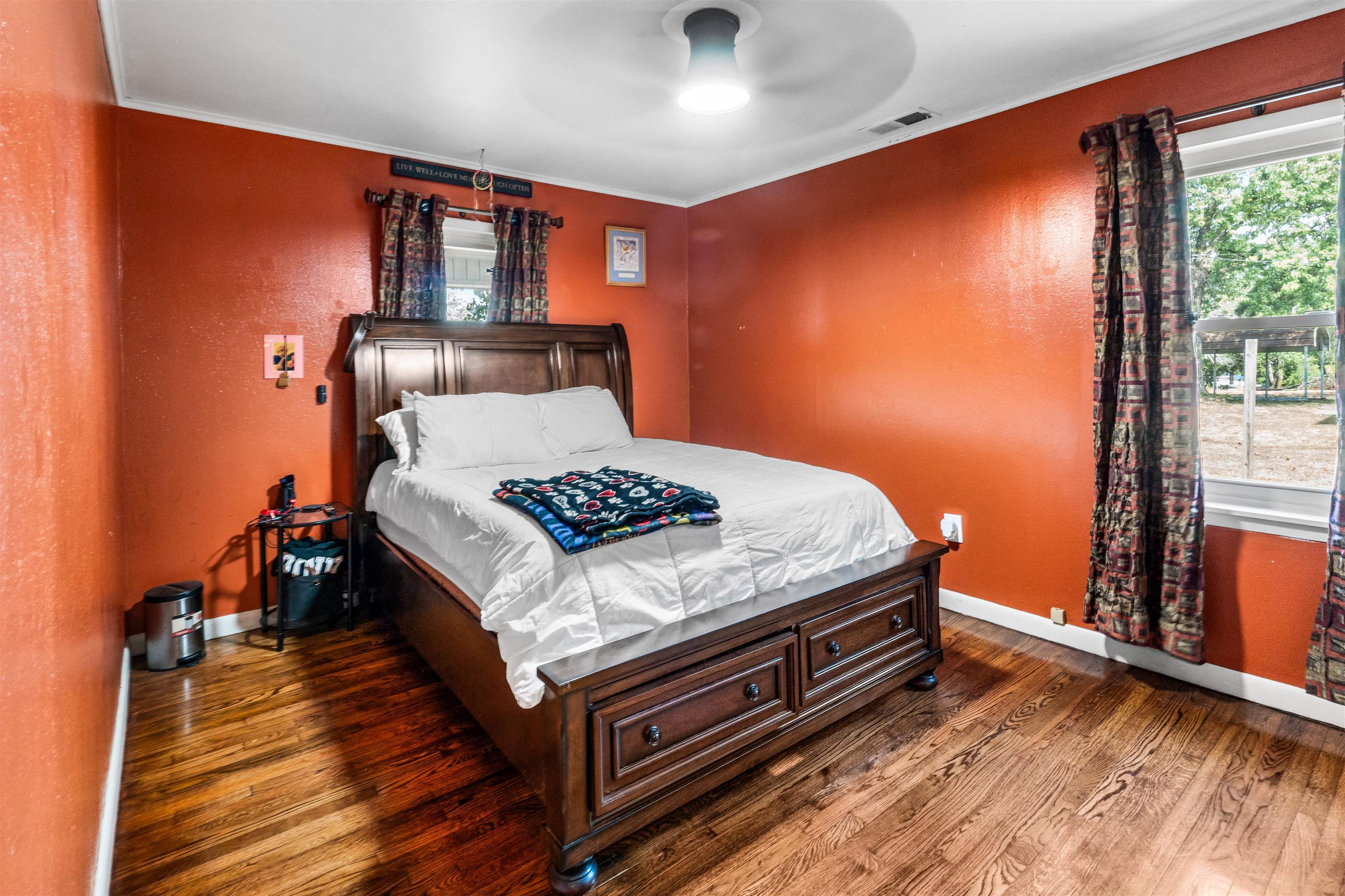 51 Pine Street Property Photo 15