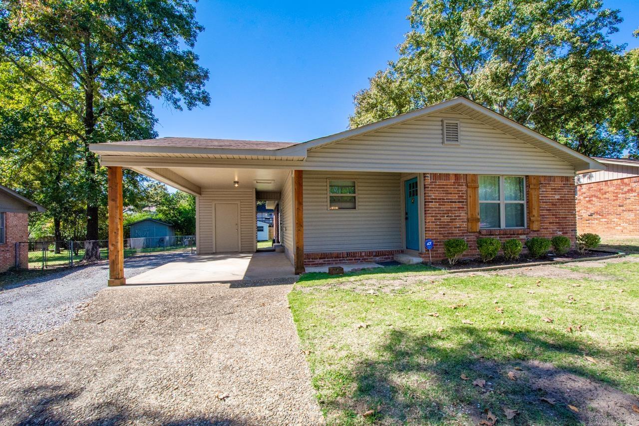 9303 Peach Tree Drive Property Photo 3