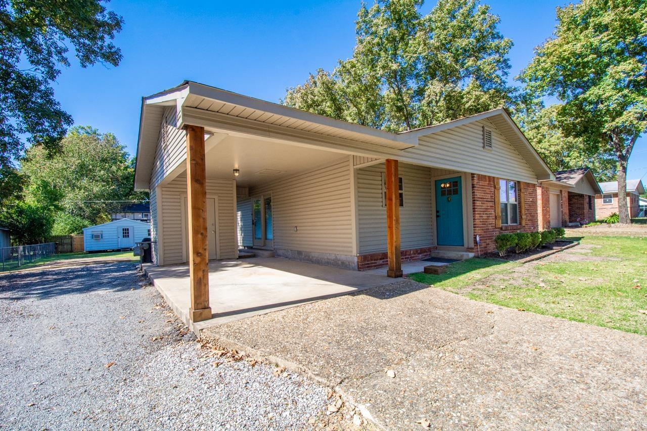 9303 Peach Tree Drive Property Photo 7