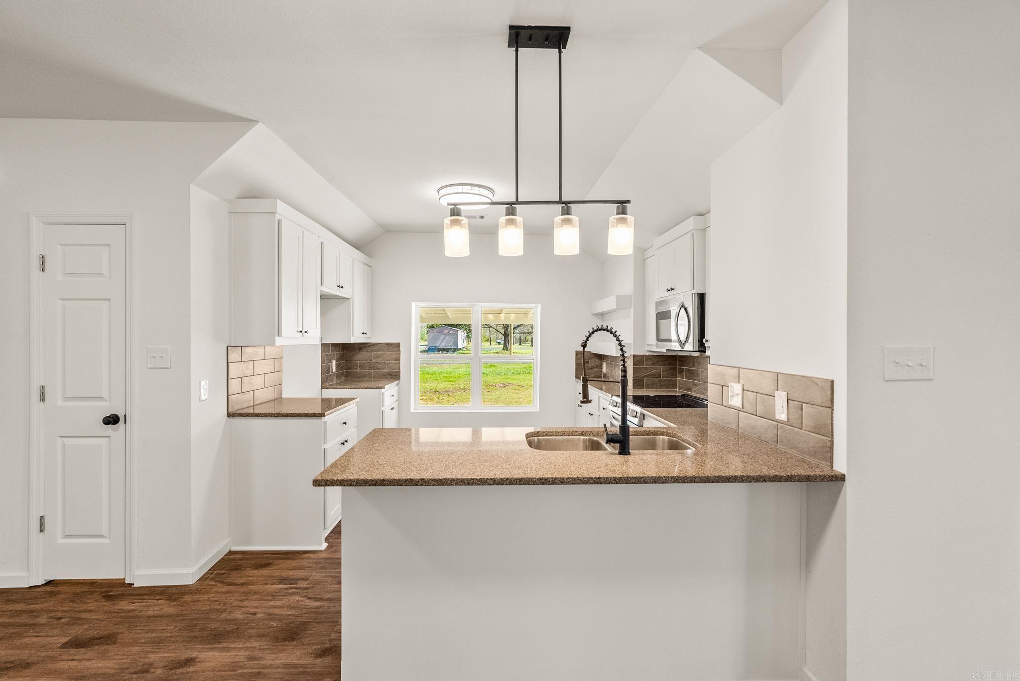 26036964 Property Photo 15