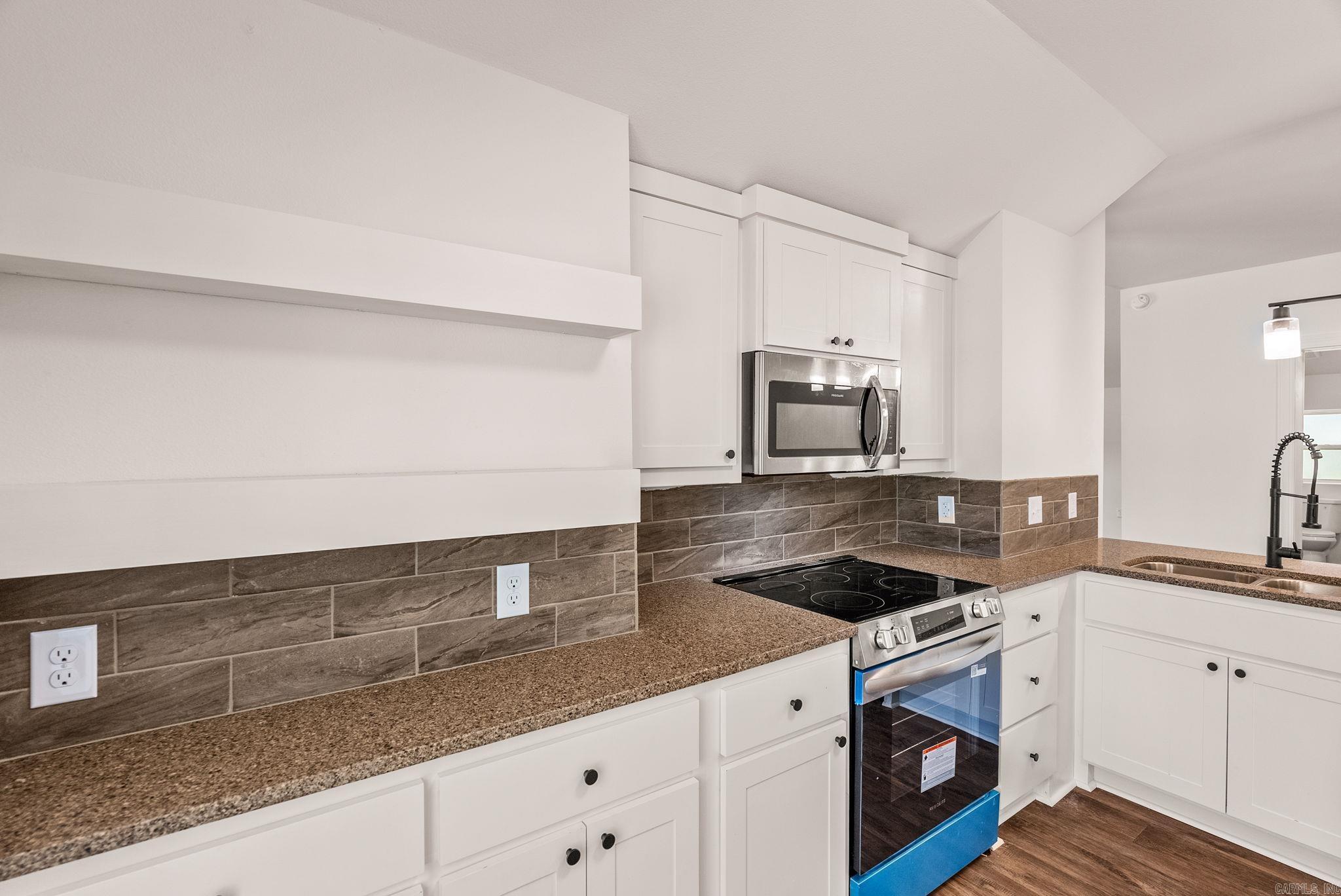 26036964 Property Photo 20