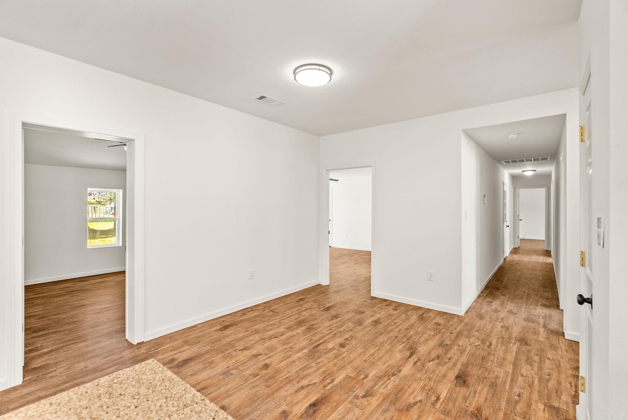 26036964 Property Photo 22