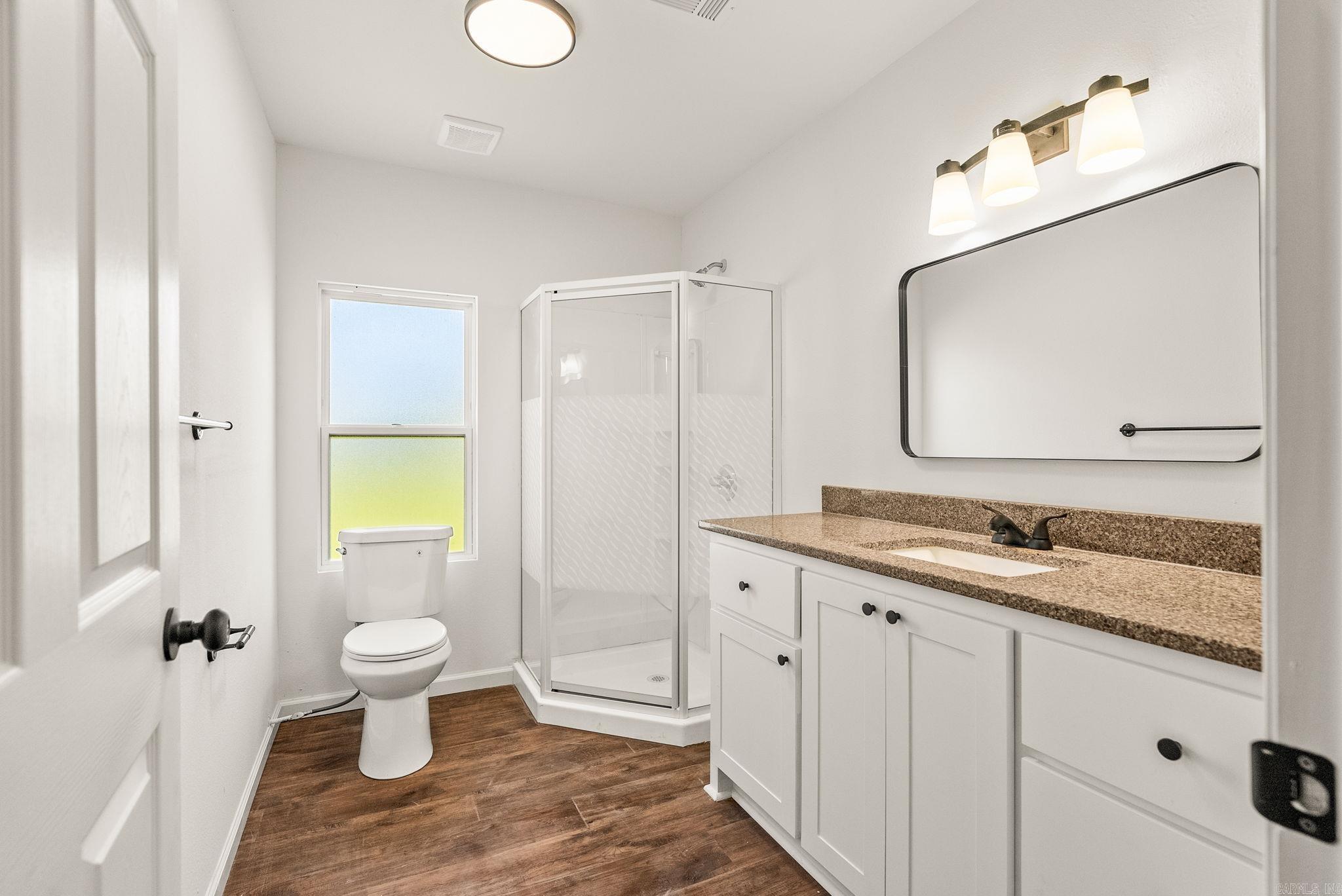 26036964 Property Photo 34