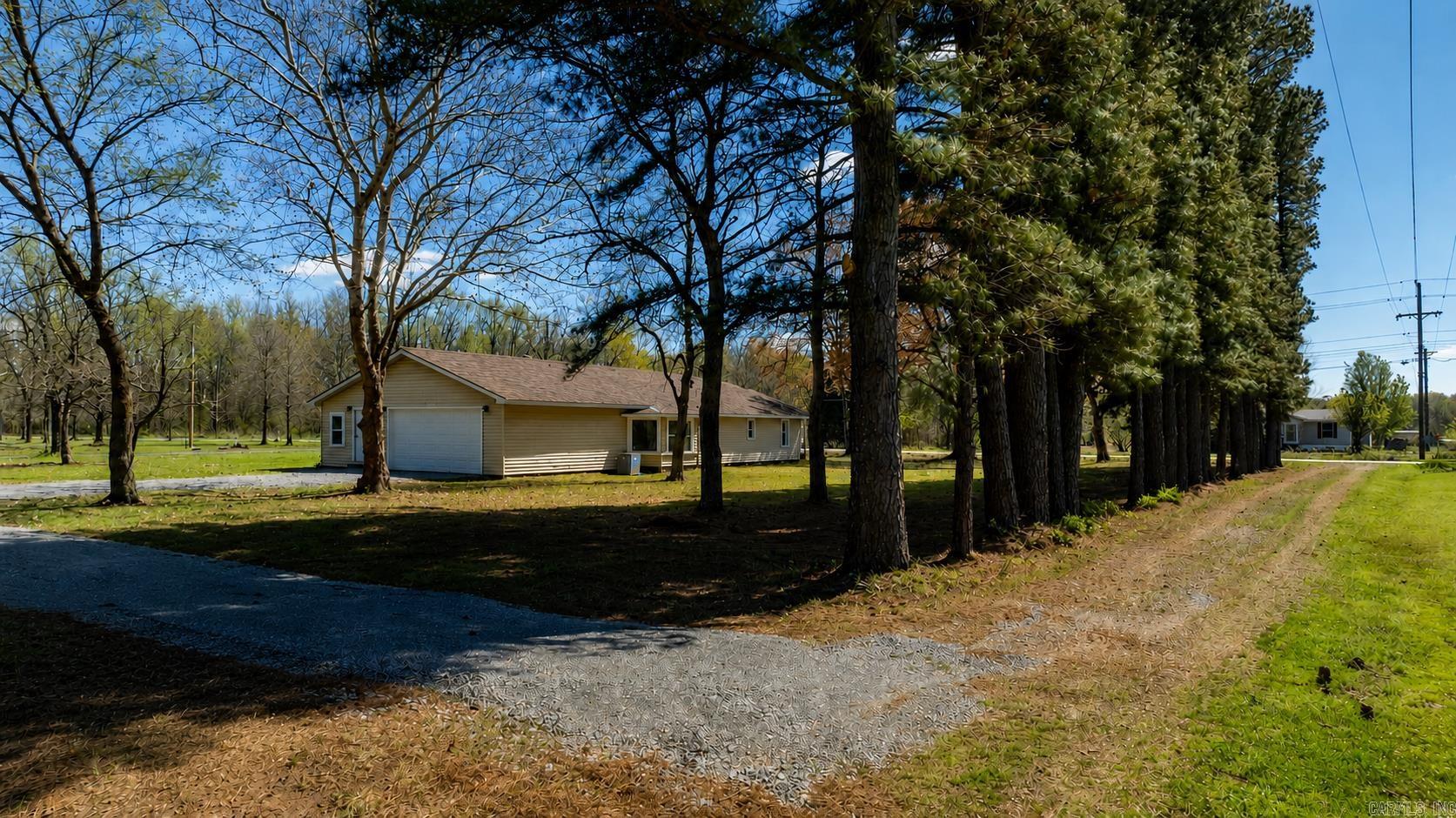 26036964 Property Photo 40