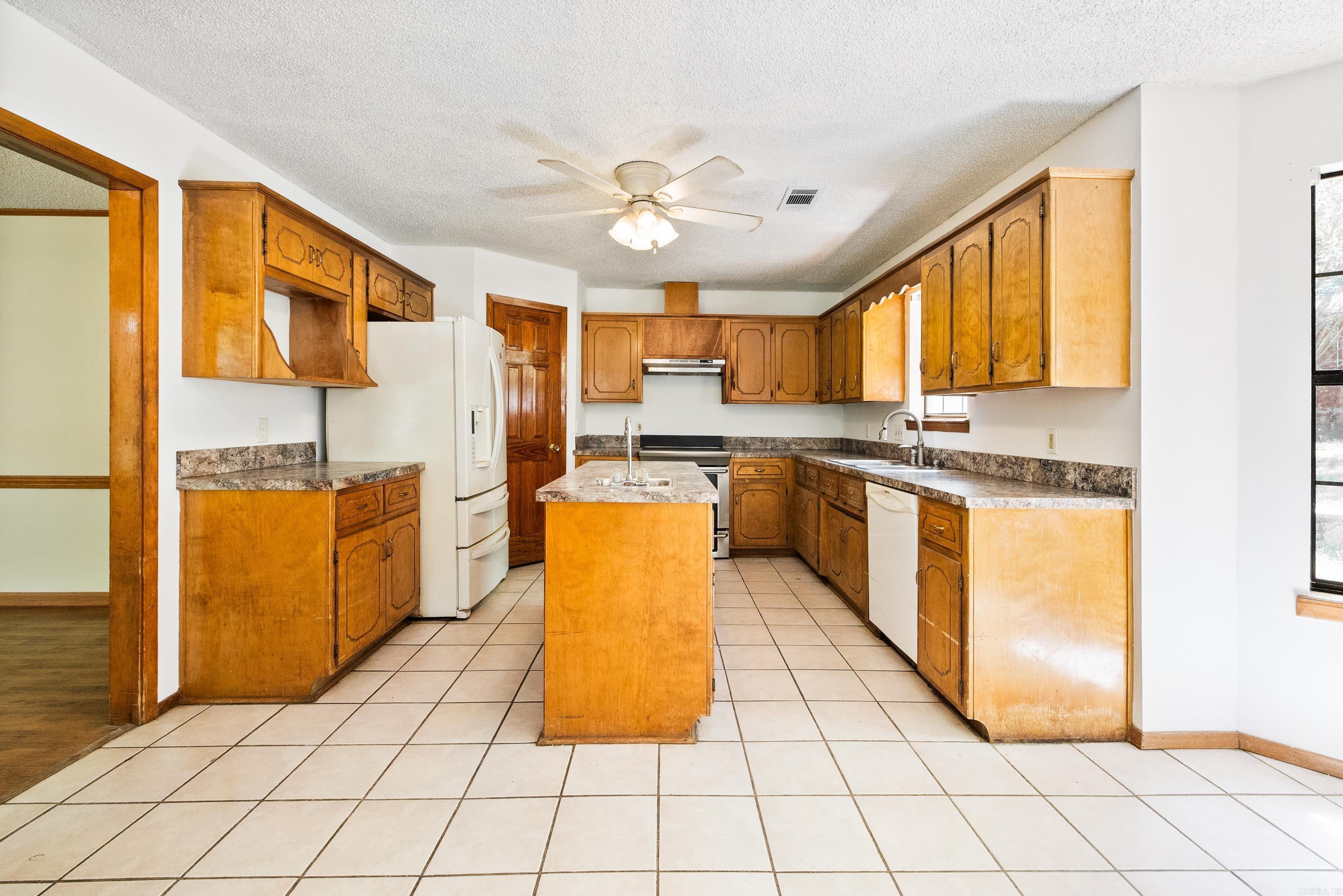 4999 Brooke Cove Property Photo 12