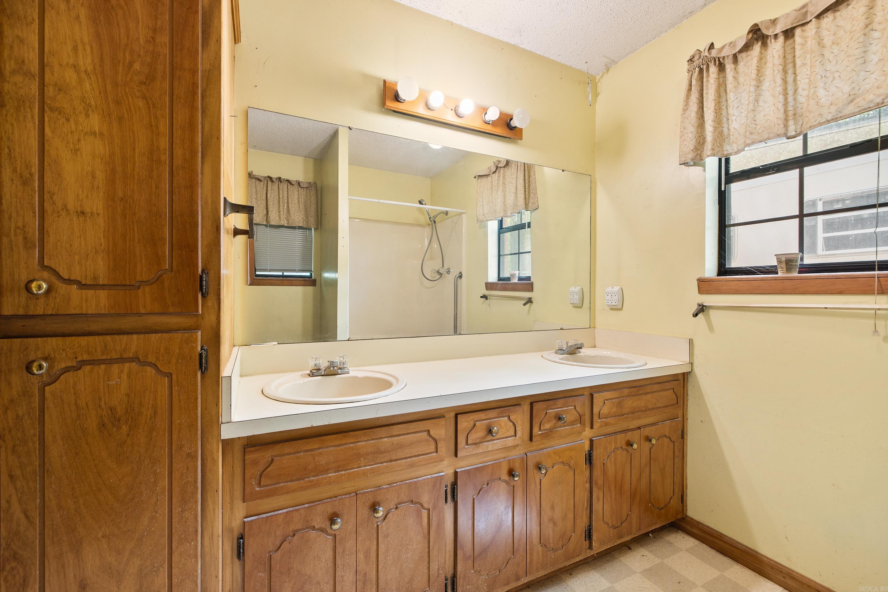 4999 Brooke Cove Property Photo 22