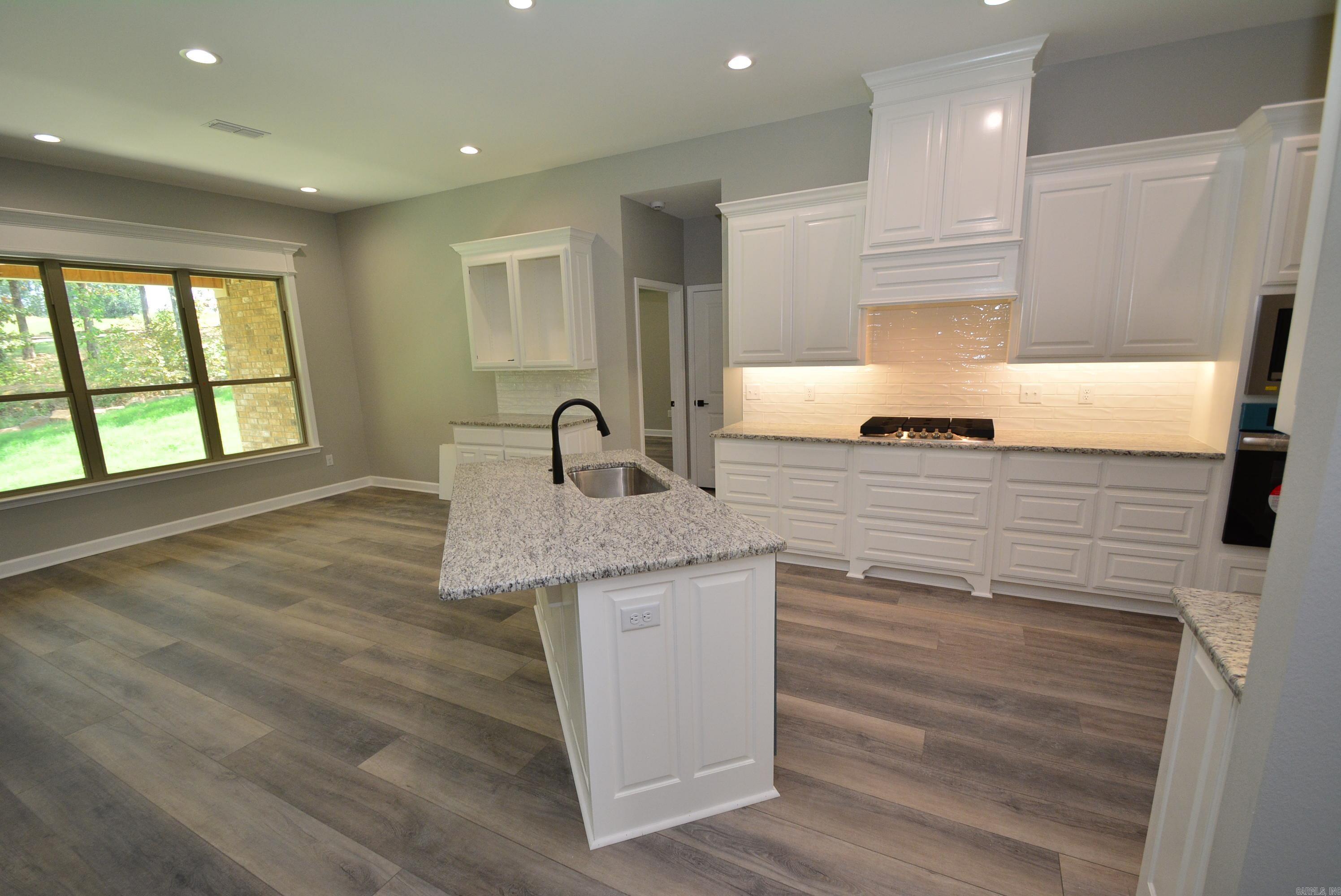 14 Wellington Place Property Photo 17