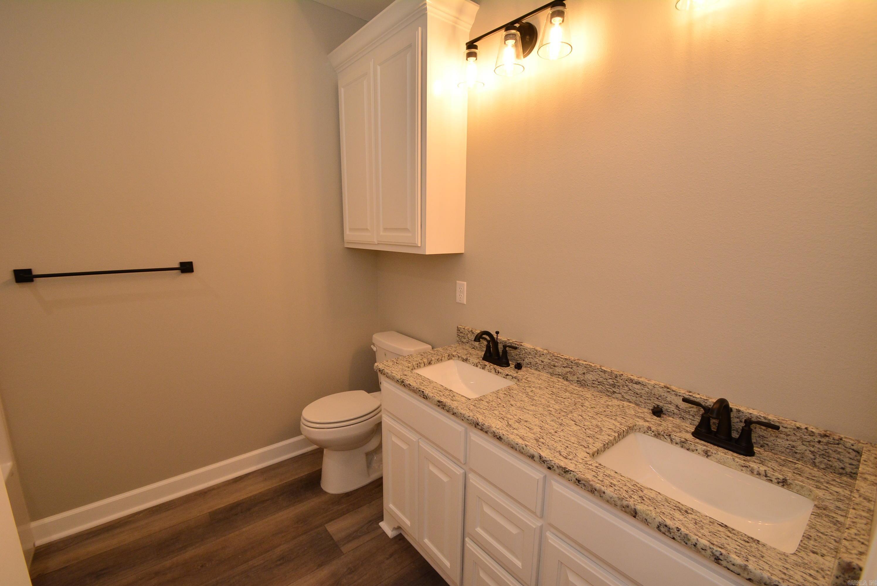 14 Wellington Place Property Photo 27