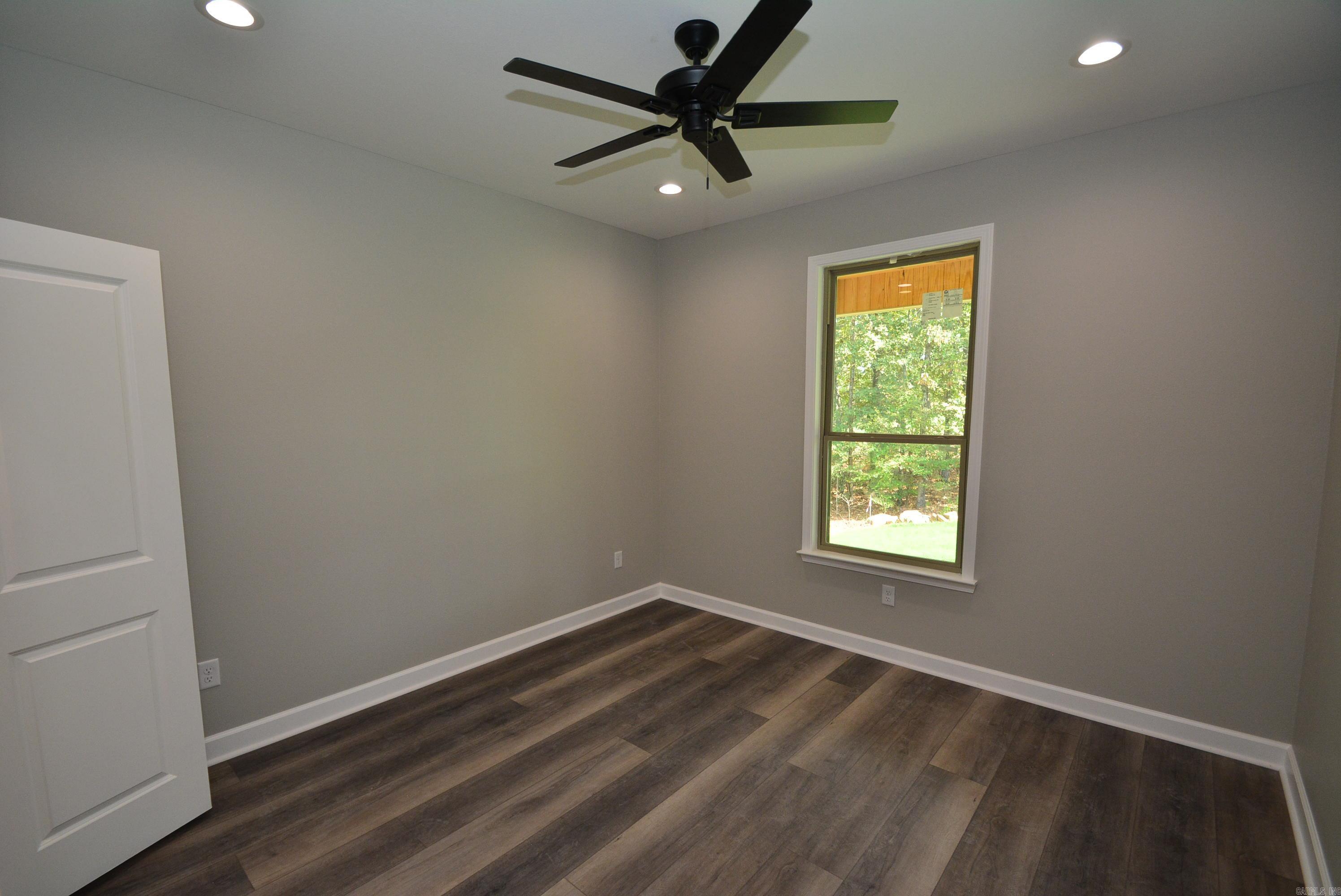 14 Wellington Place Property Photo 30