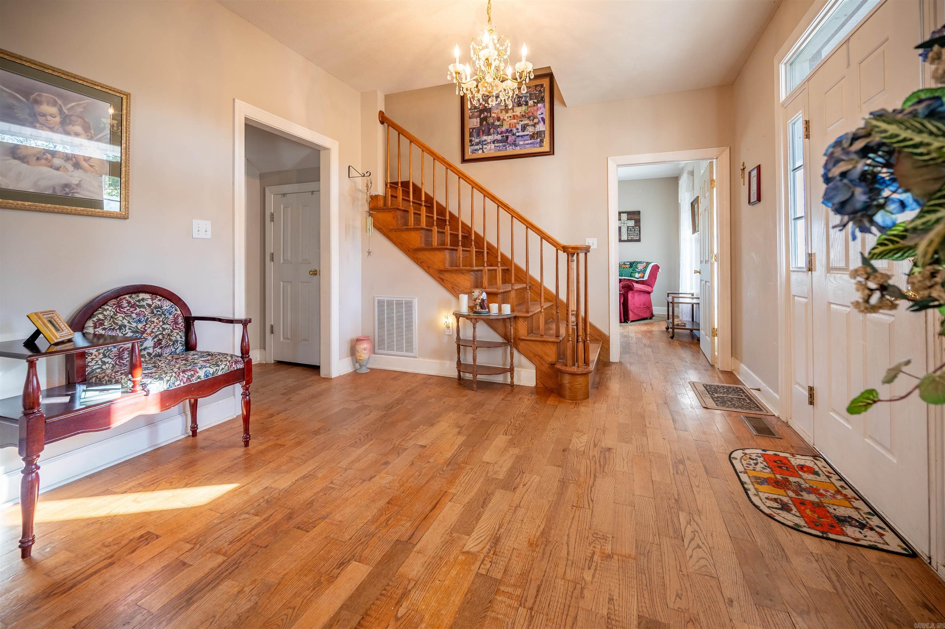 315 Tweedy Property Photo 2