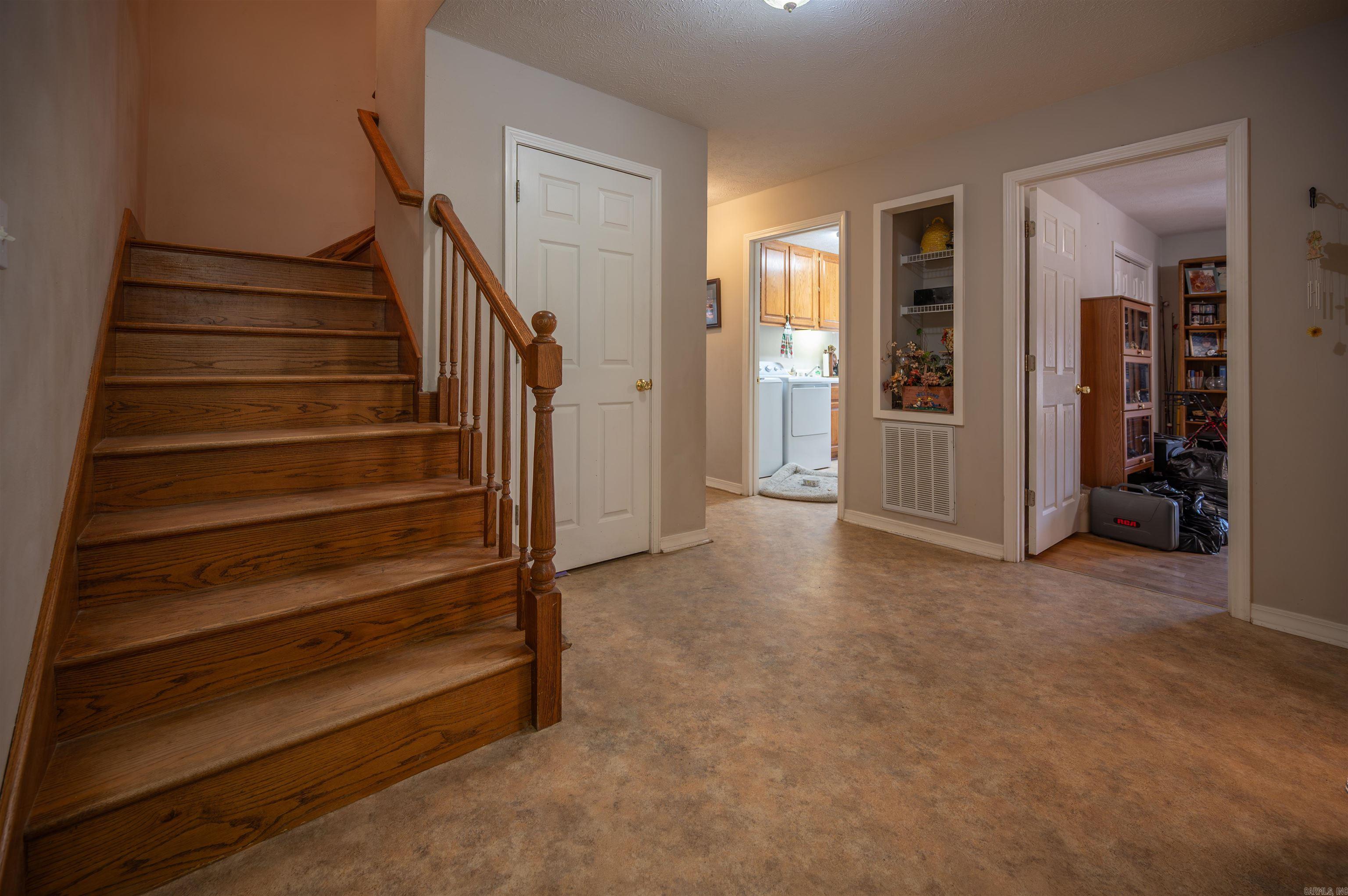 315 Tweedy Property Photo 12