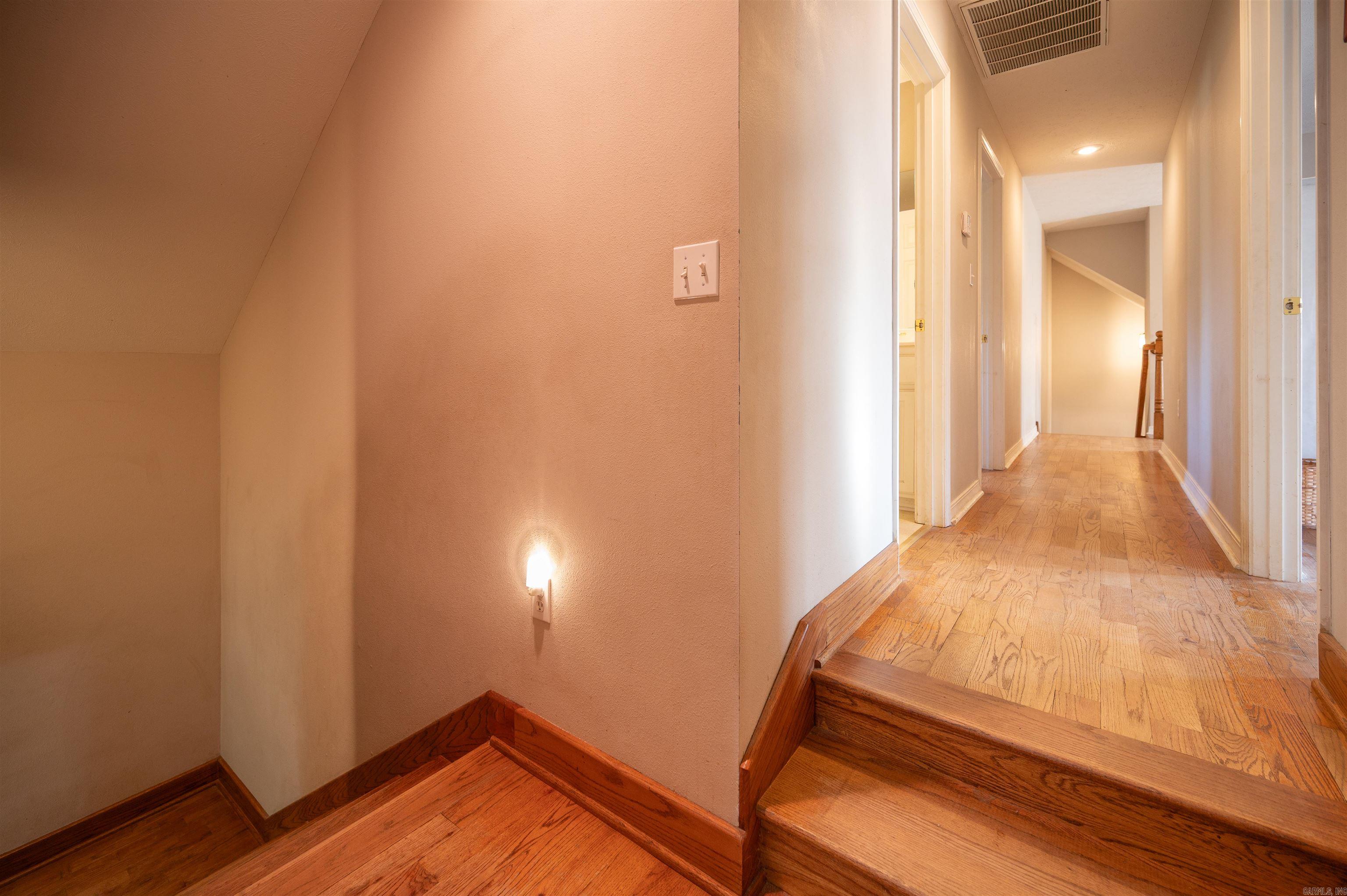 315 Tweedy Property Photo 14