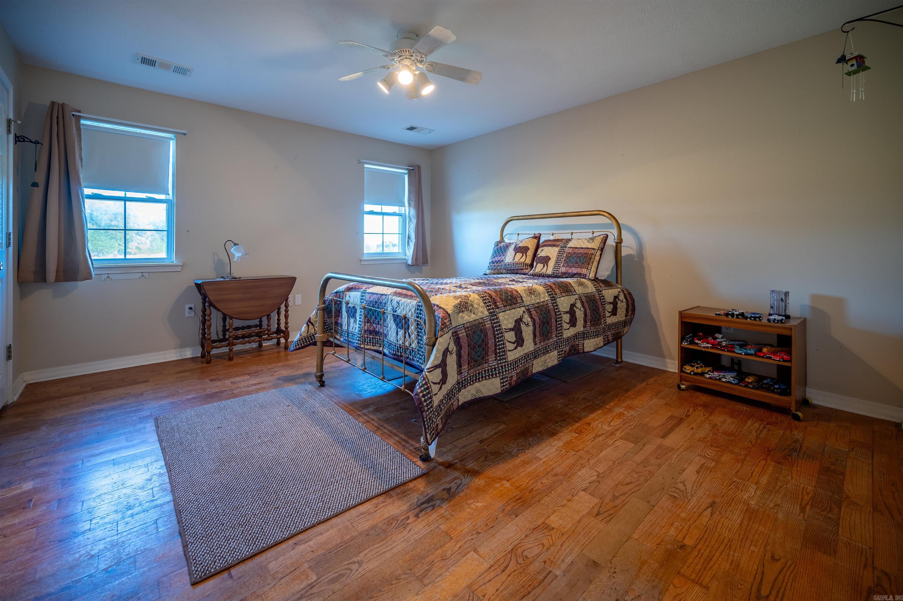 315 Tweedy Property Photo 17