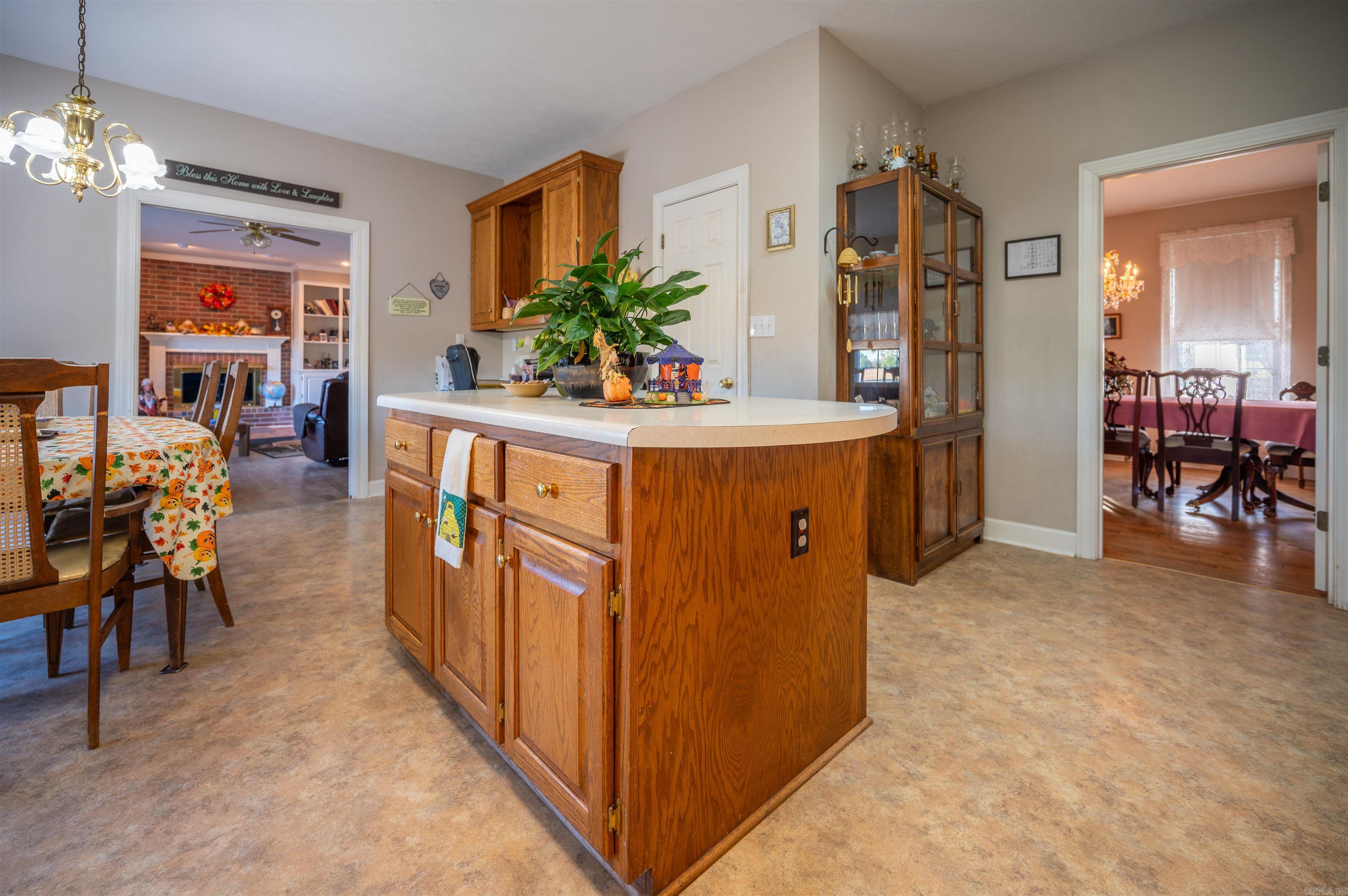 315 Tweedy Property Photo 31