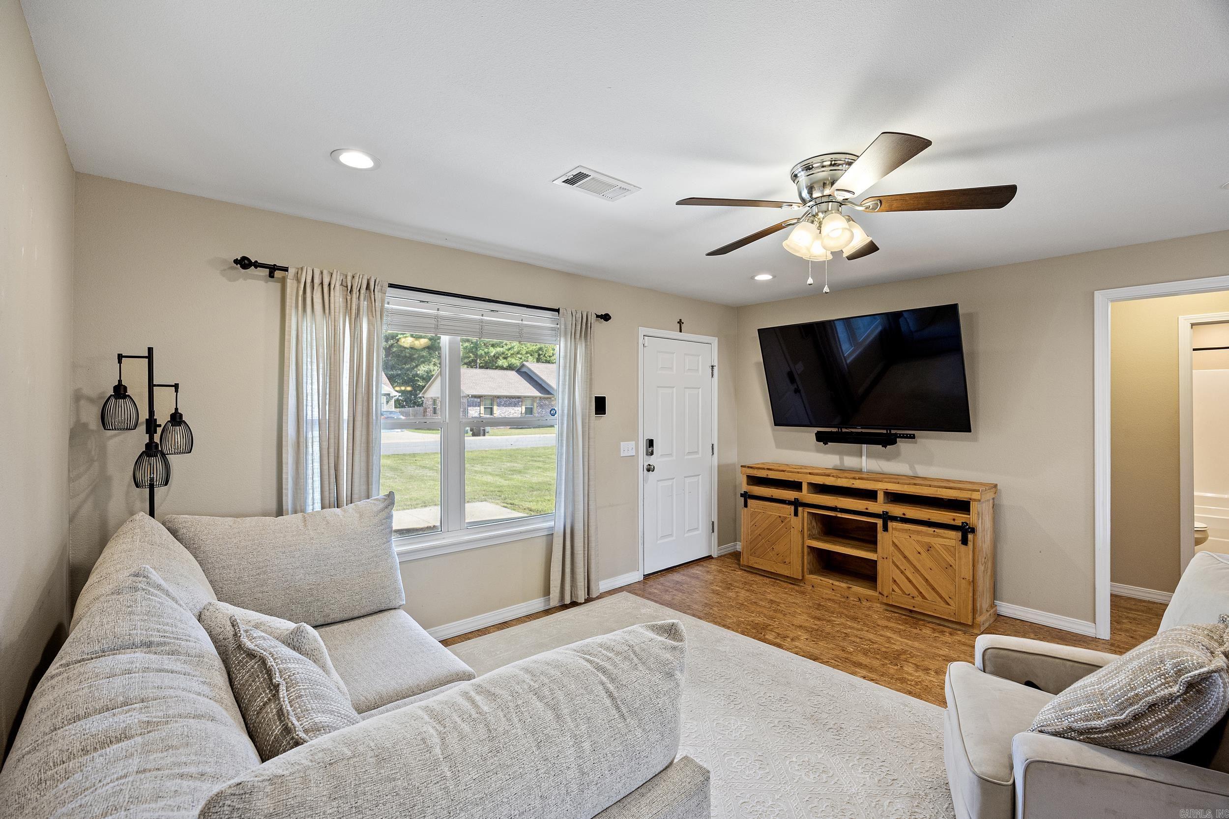 4 Fox Creek Court Property Photo 4