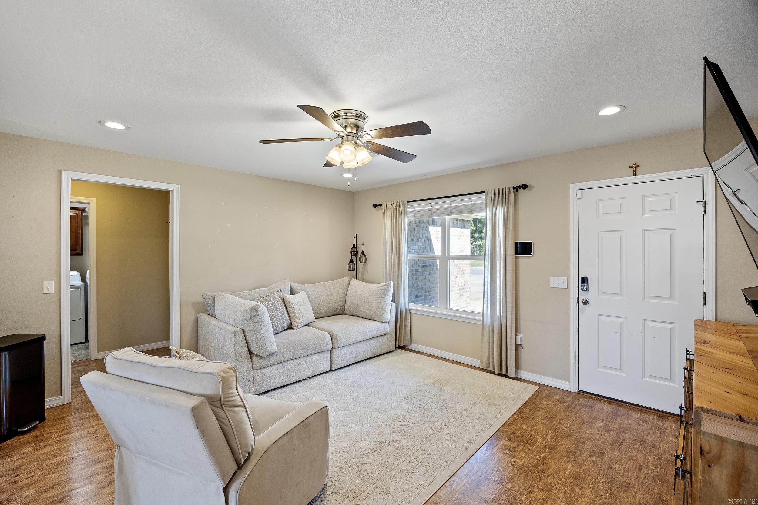 4 Fox Creek Court Property Photo 5