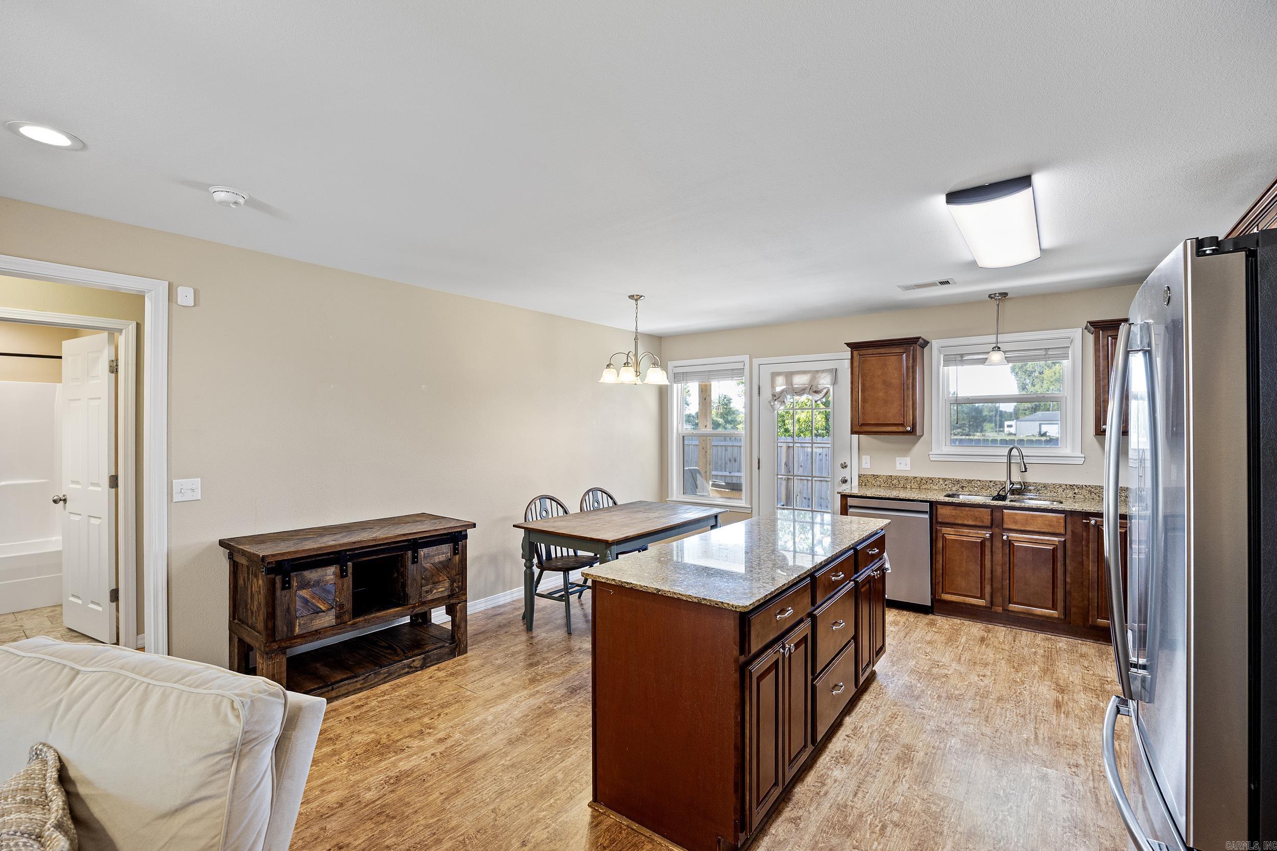 4 Fox Creek Court Property Photo 7