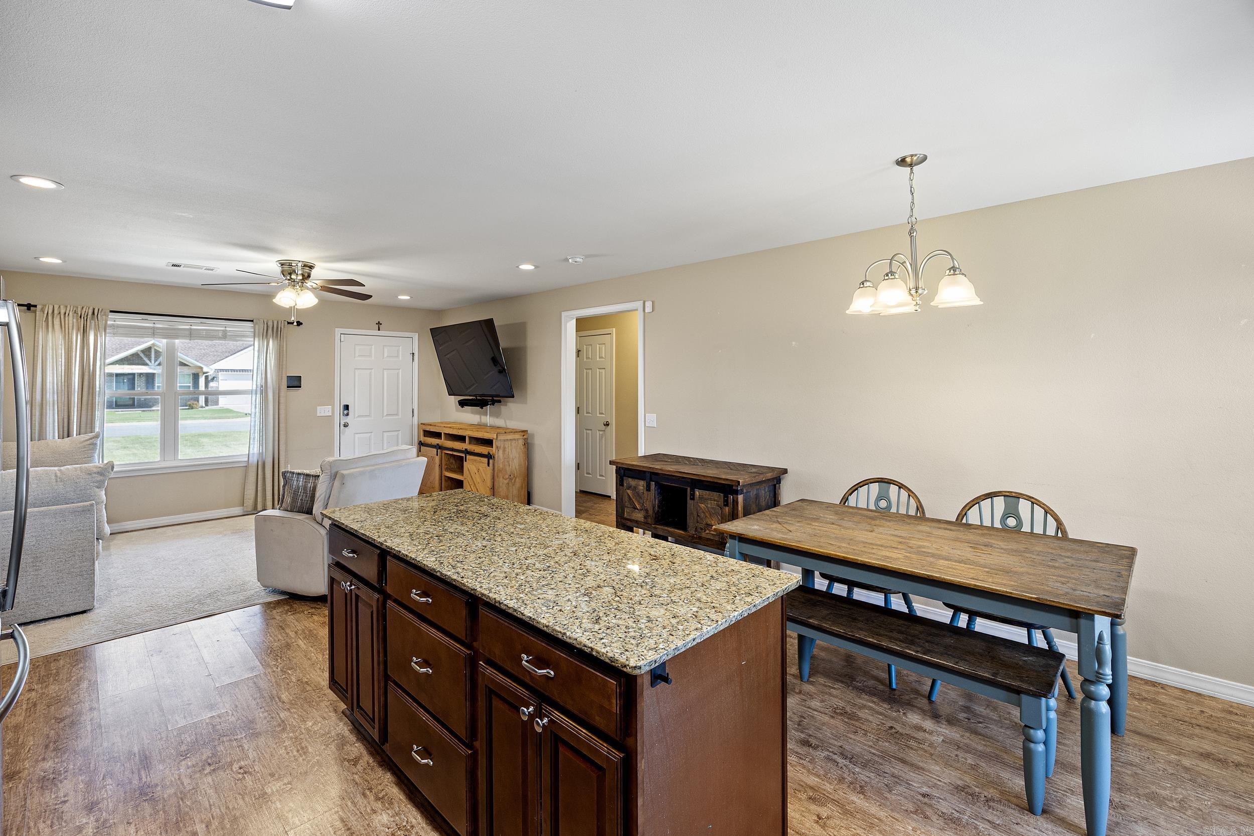 4 Fox Creek Court Property Photo 8