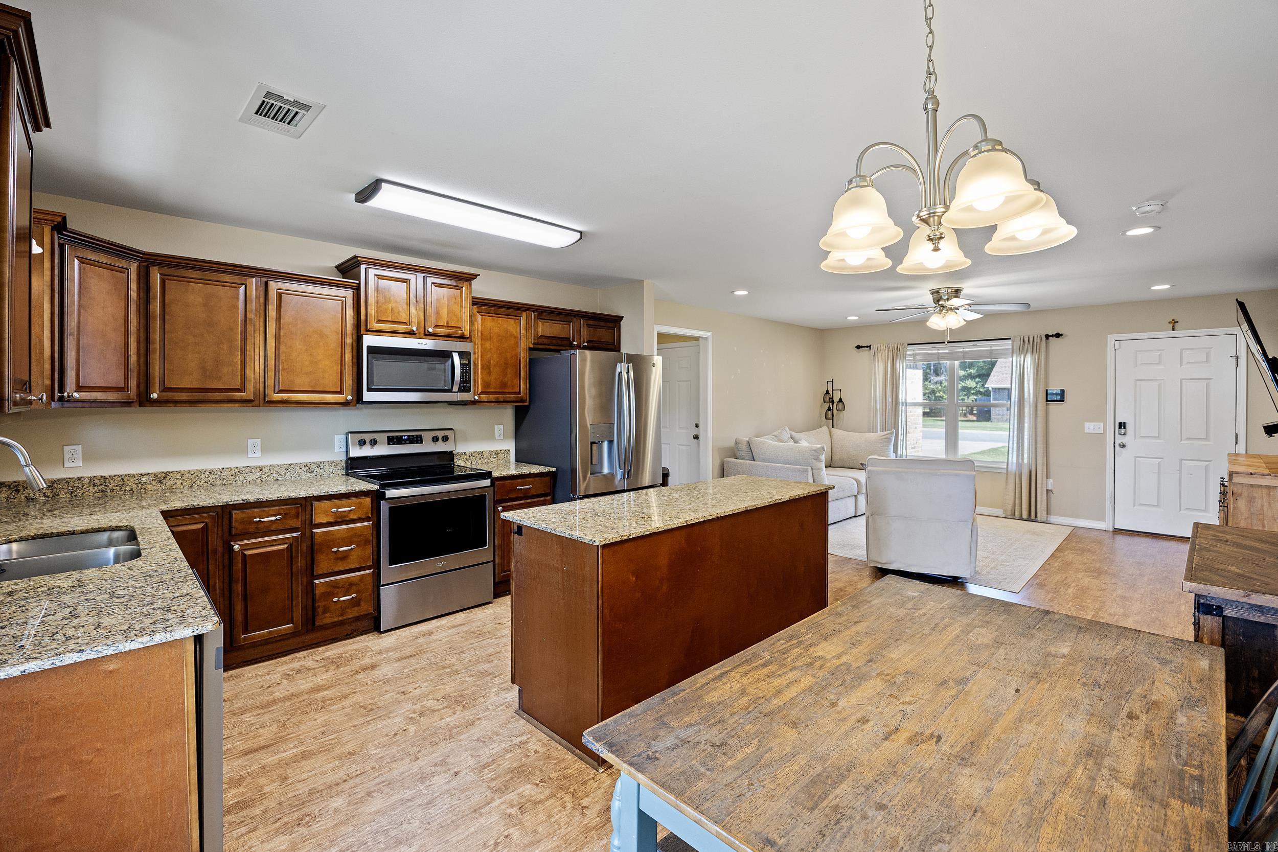 4 Fox Creek Court Property Photo 9