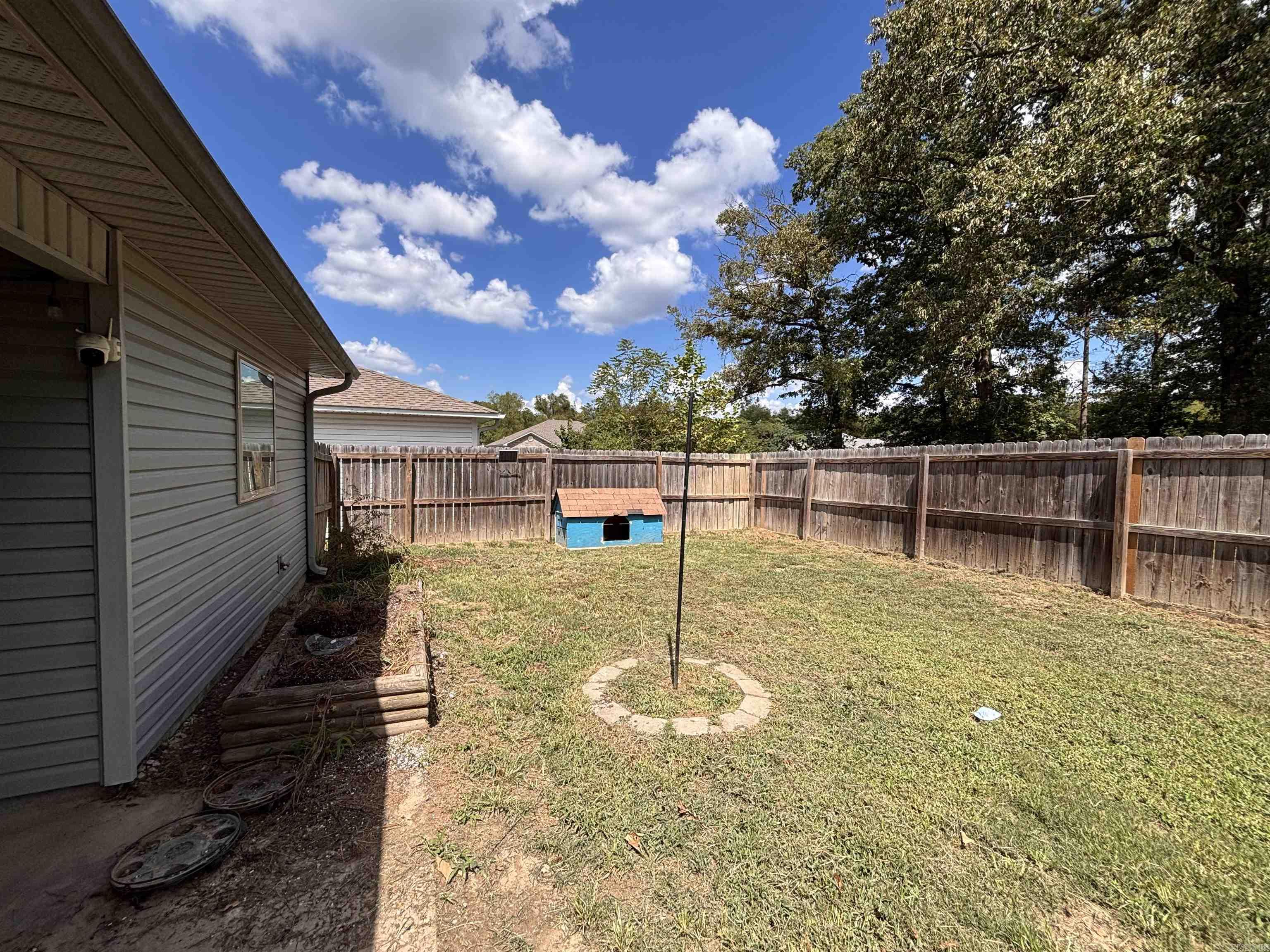 310 S Shady Lane Property Photo 8
