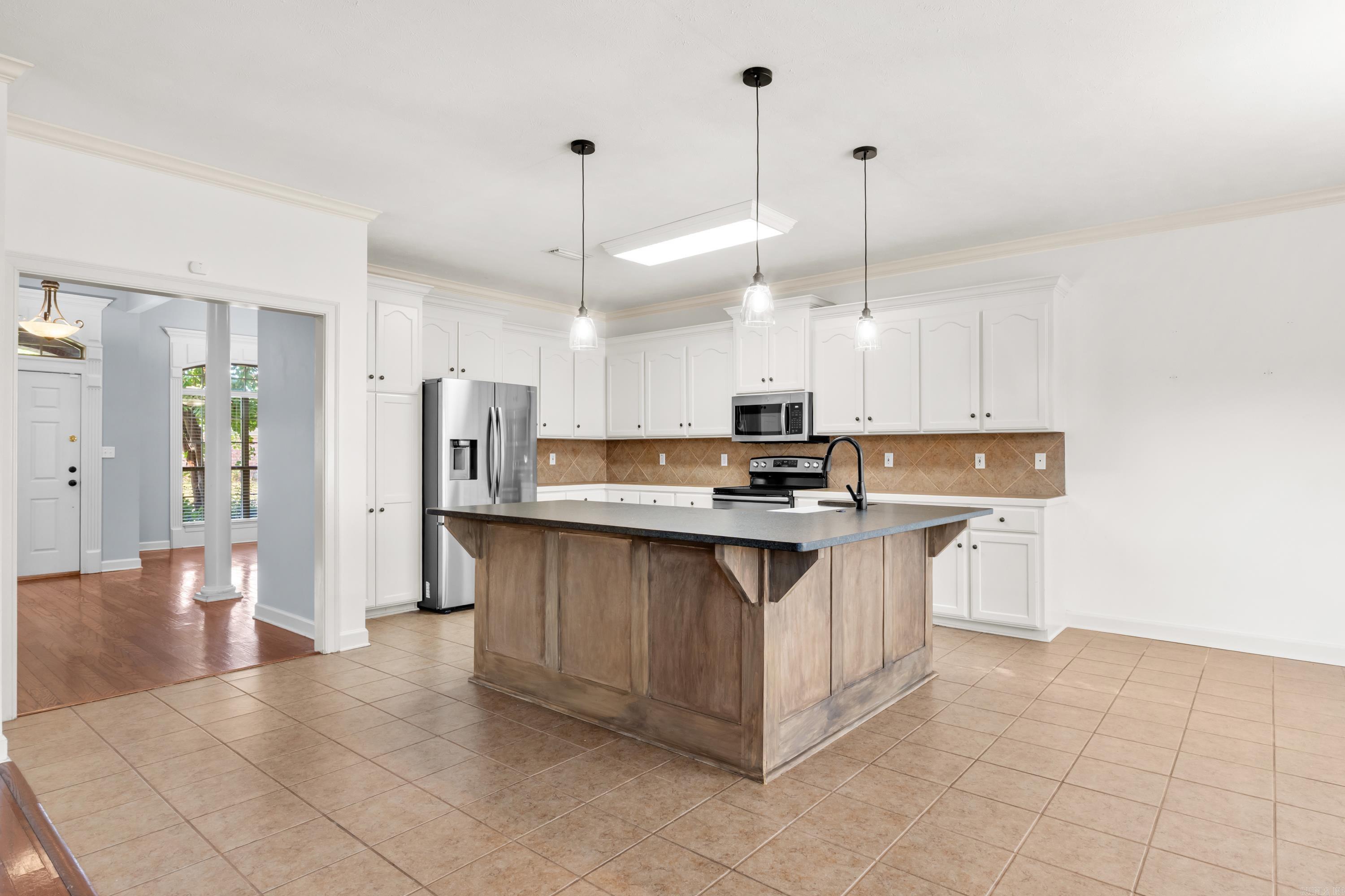 2840 Stone Wood Drive Property Photo 10