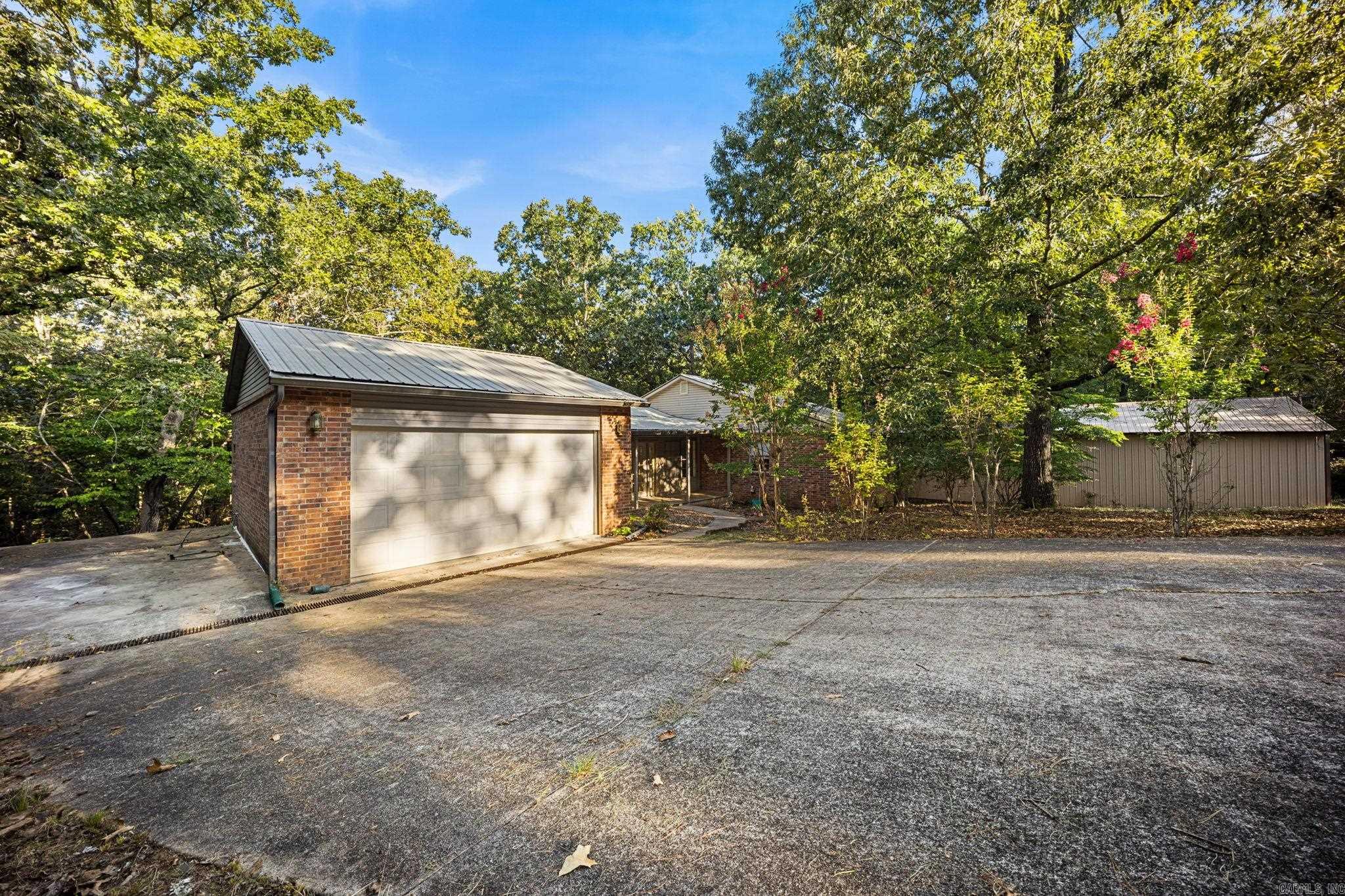 24 Baywood Drive Property Photo 5