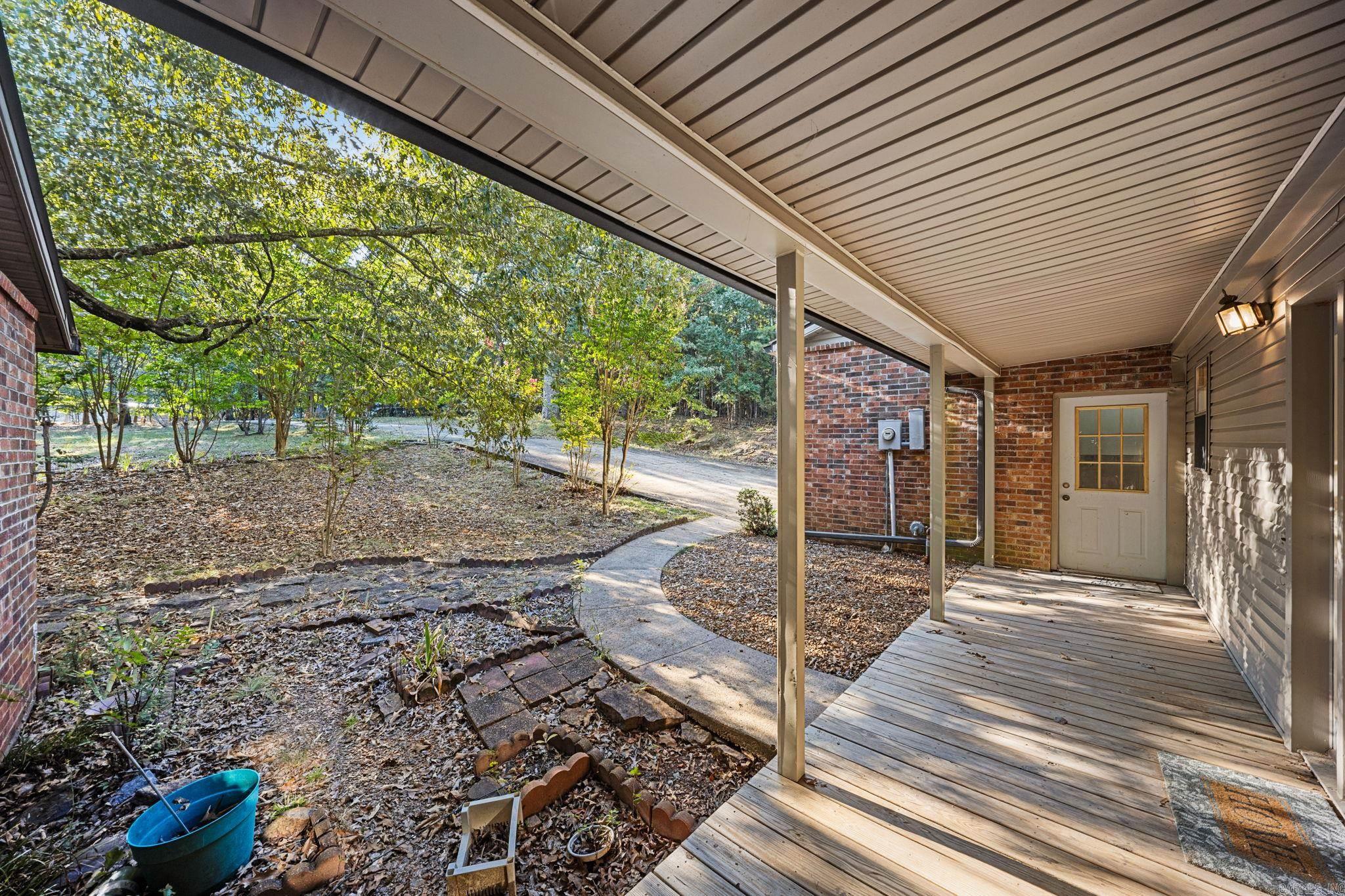 24 Baywood Drive Property Photo 7