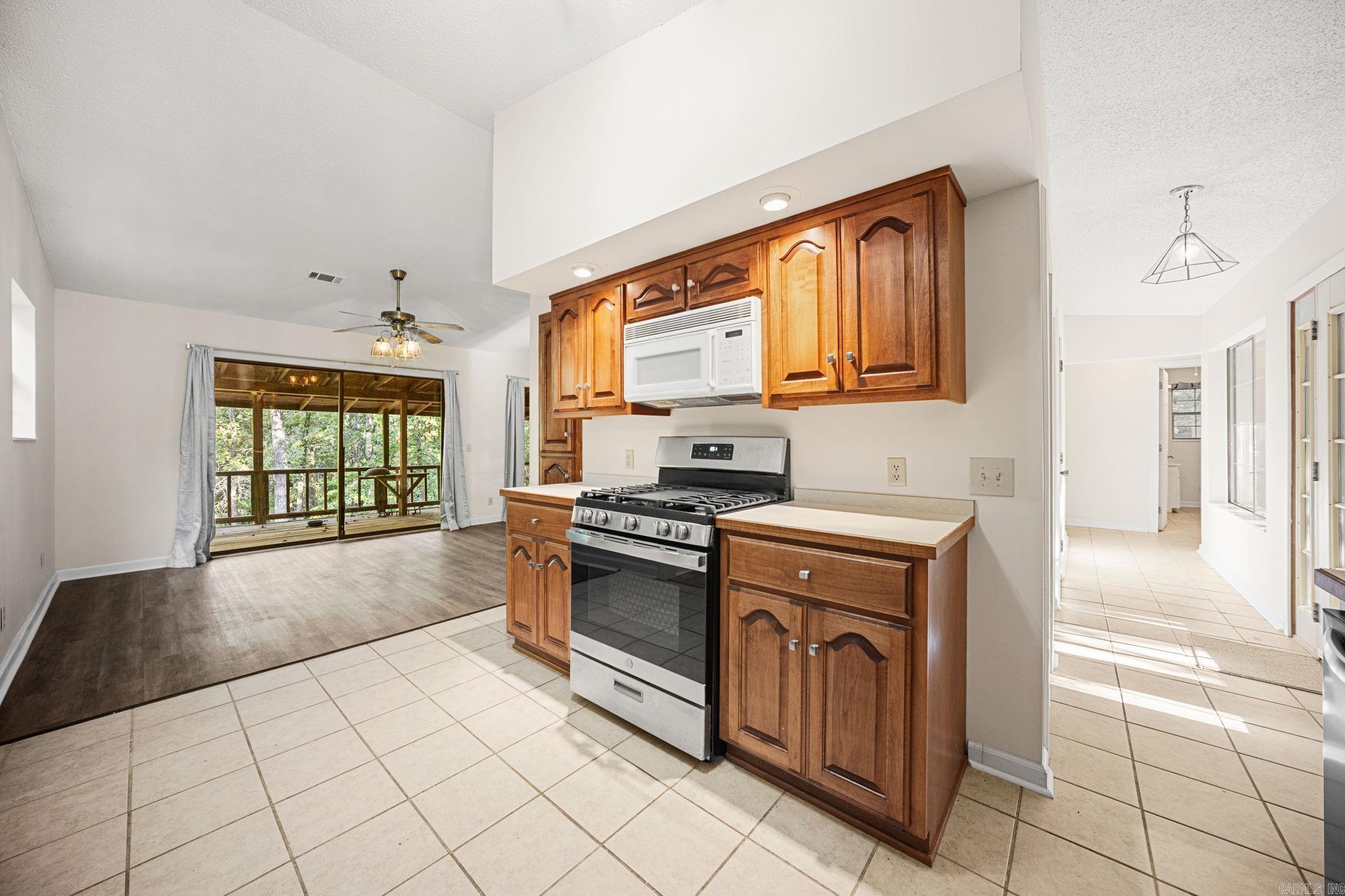 24 Baywood Drive Property Photo 10