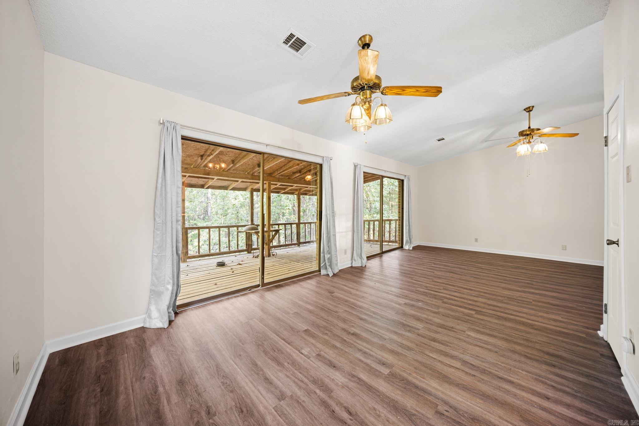 24 Baywood Drive Property Photo 11