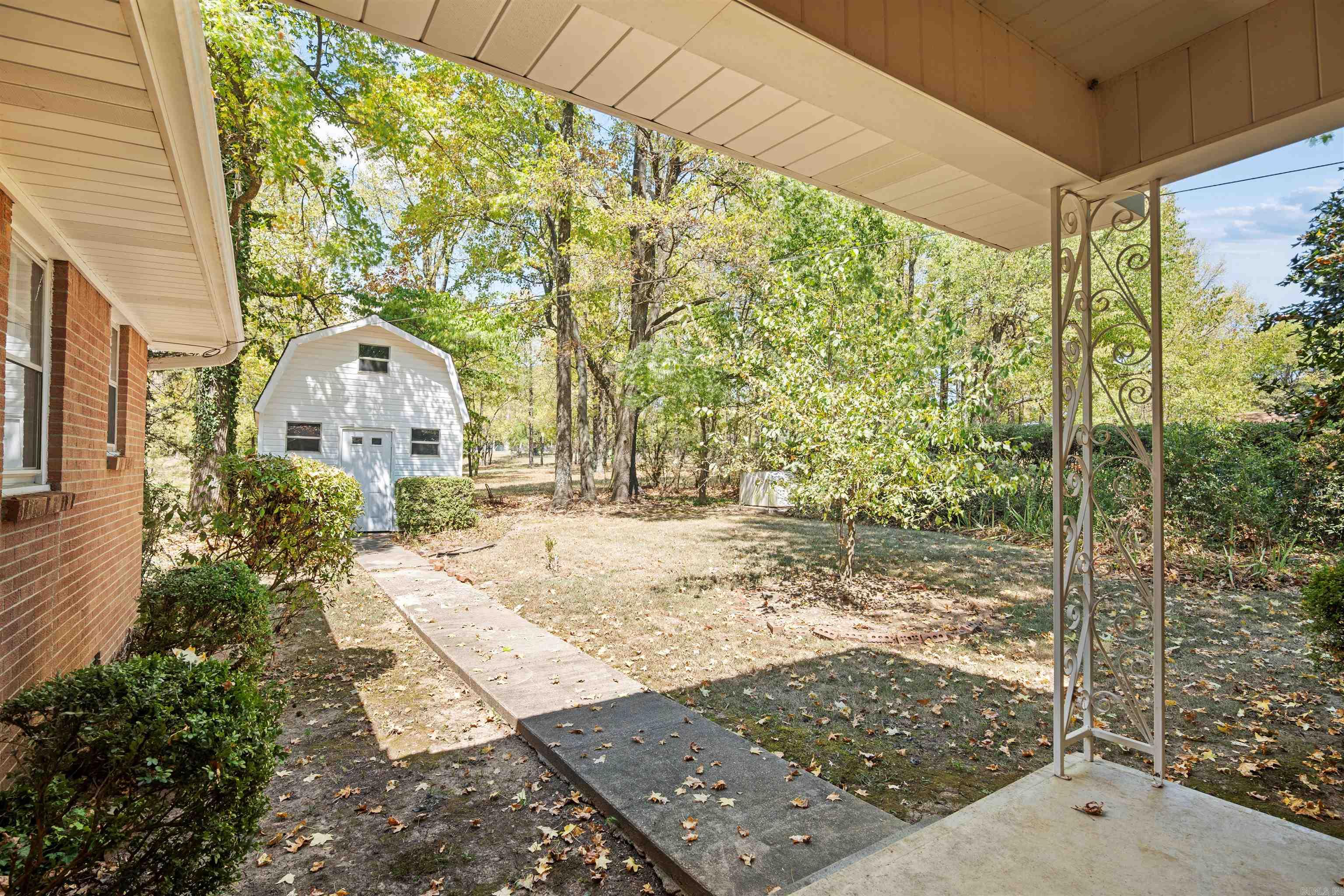 1609 Campground Road Property Photo 6
