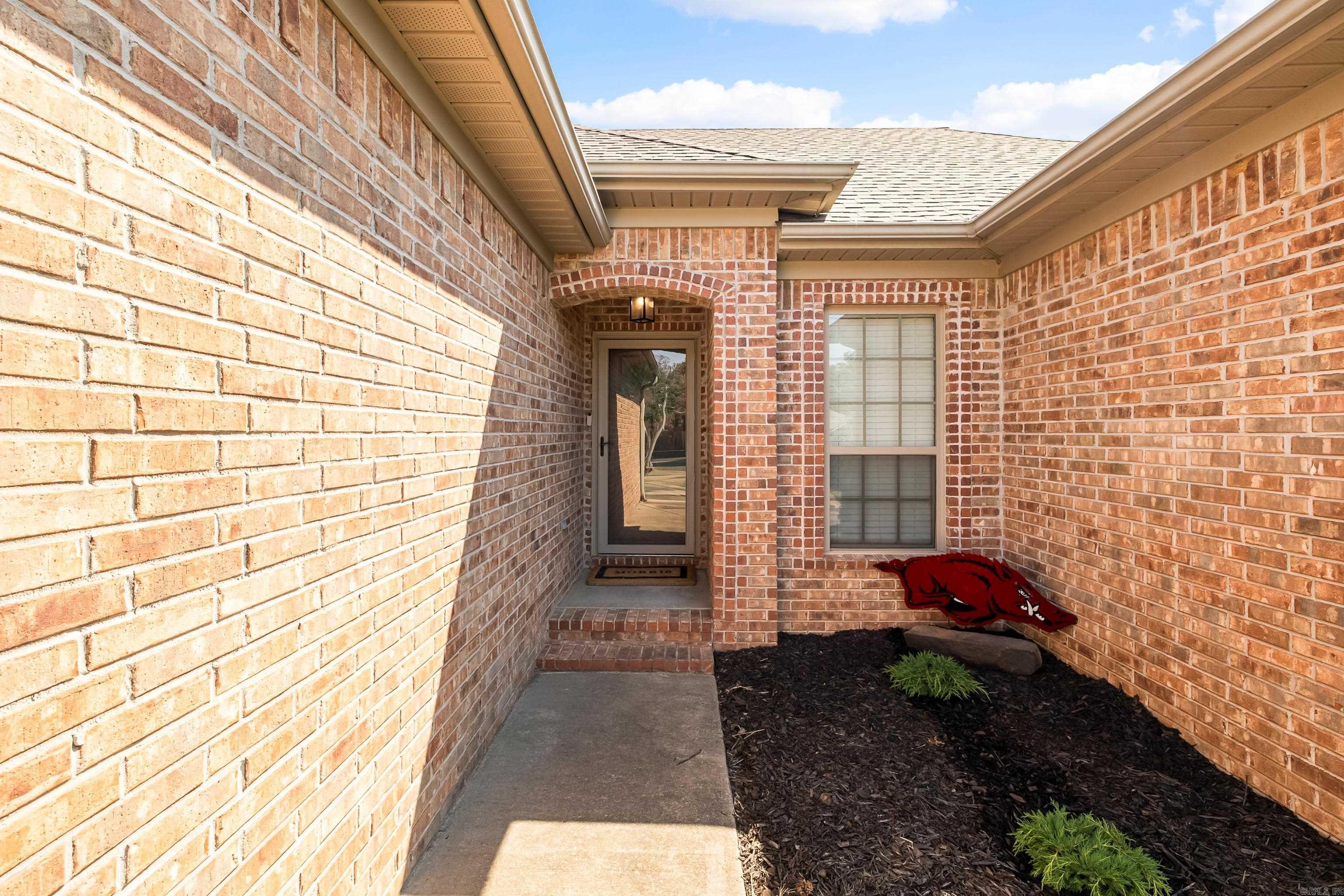 586 Crepe Myrtle Property Photo 5