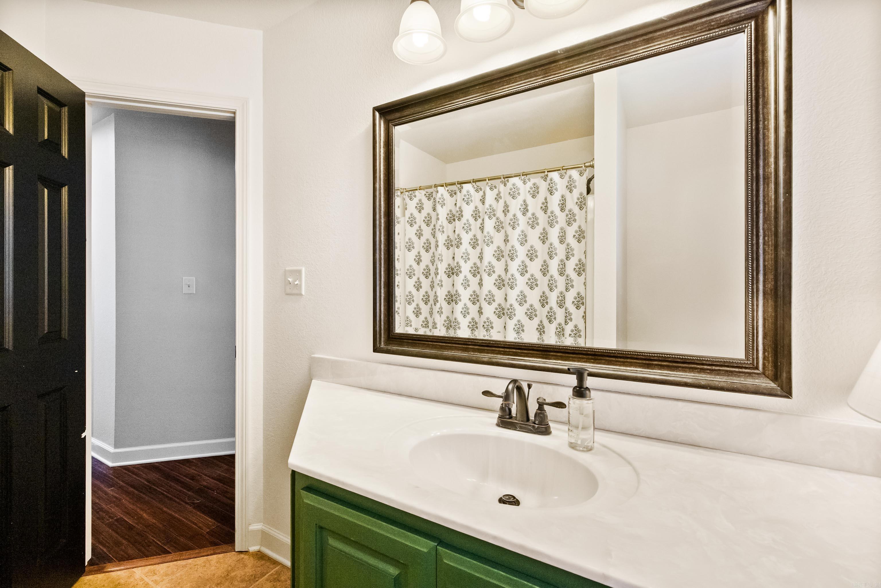 586 Crepe Myrtle Property Photo 22