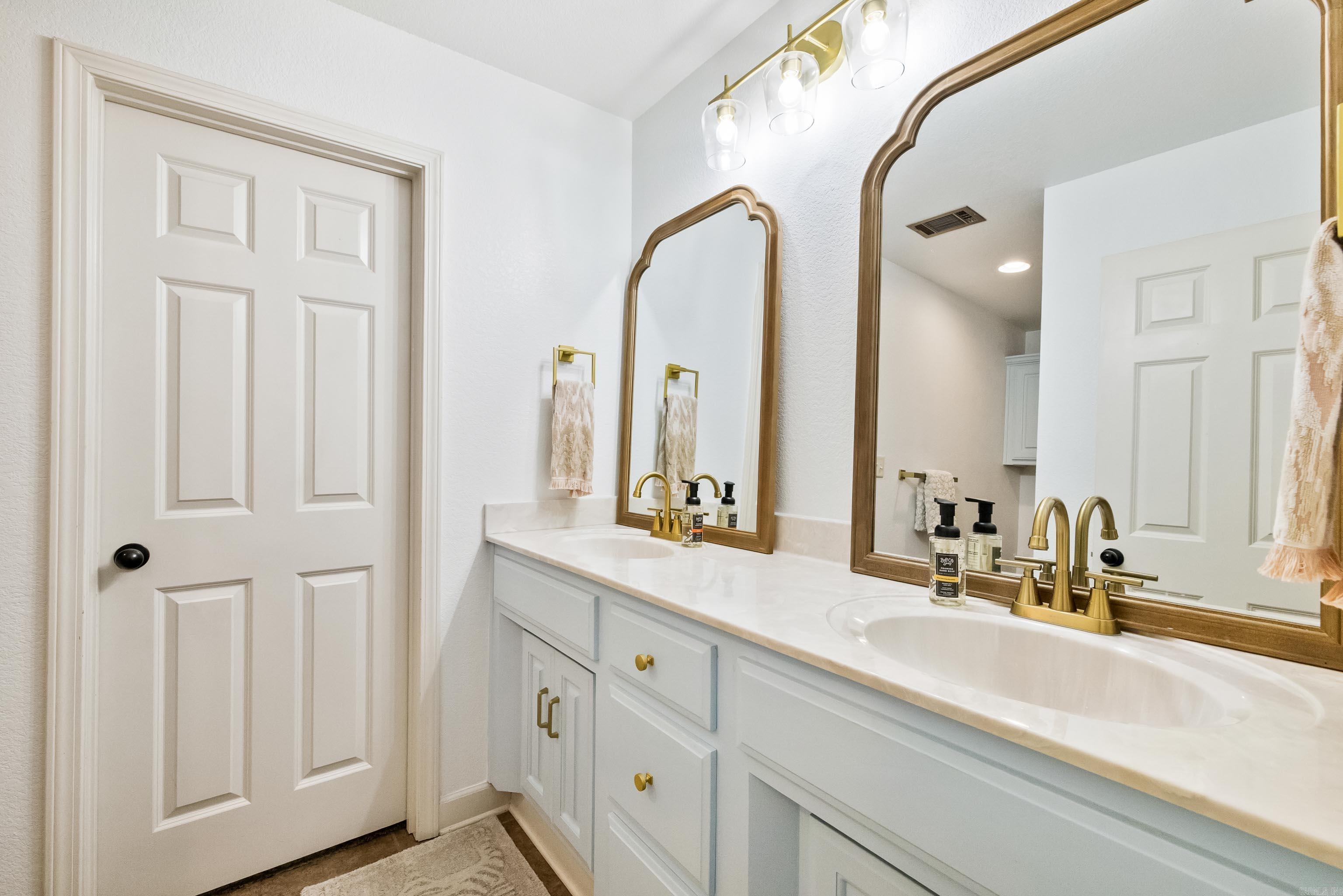 586 Crepe Myrtle Property Photo 28