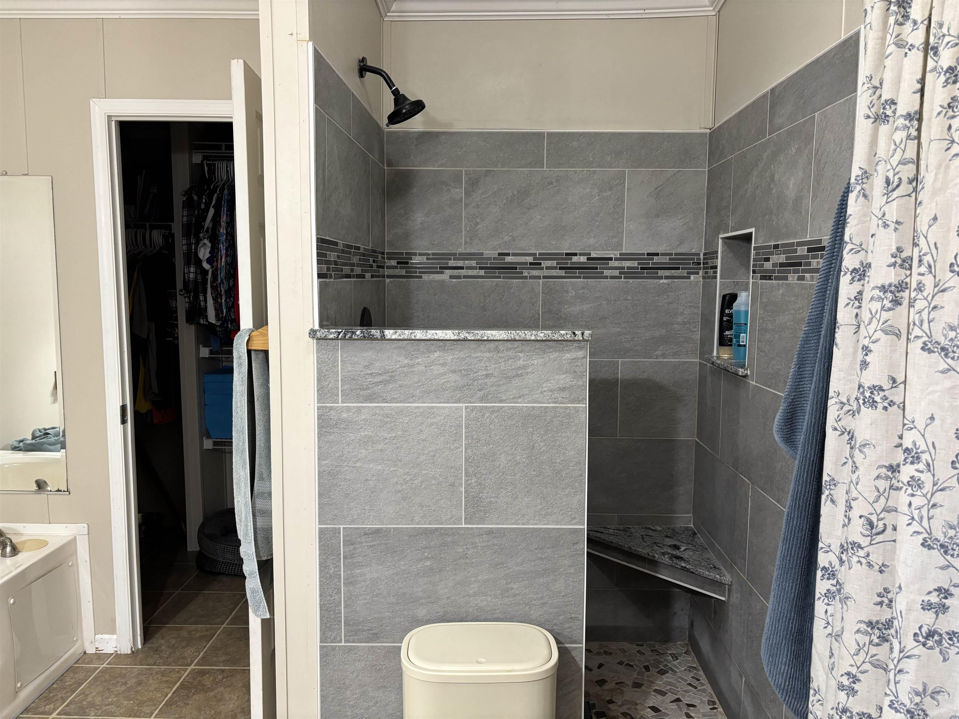 168 Fennell Road Property Photo 11