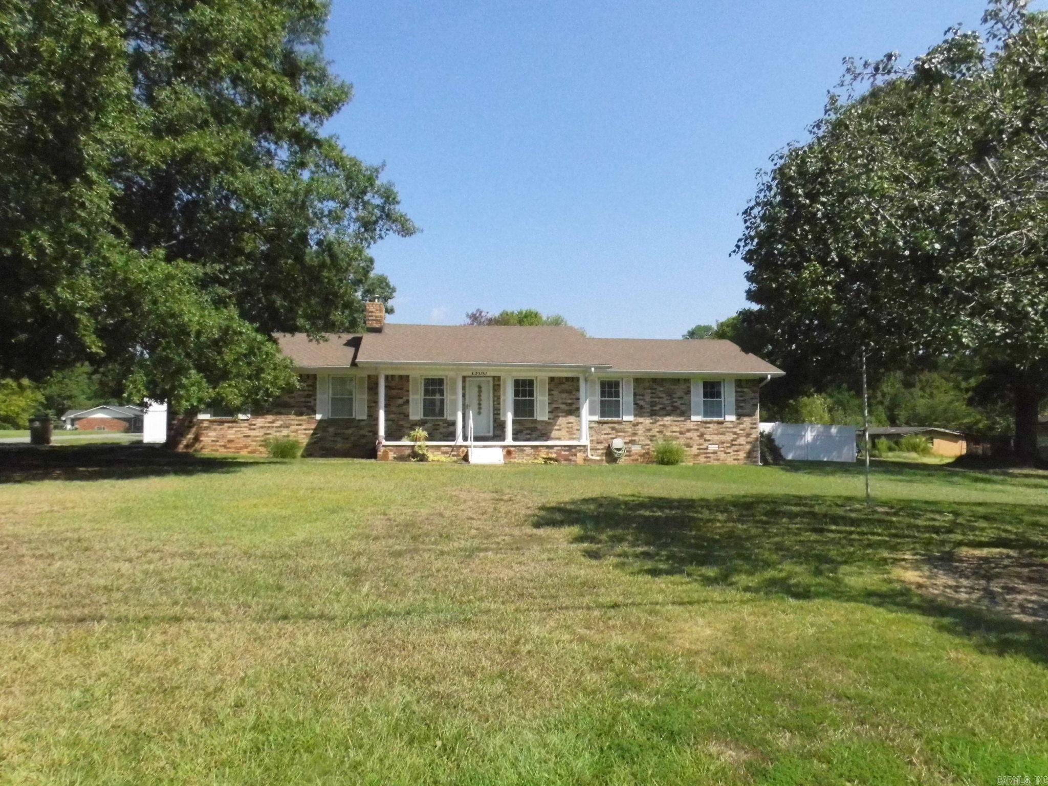 1300 W Woodson Lateral Road Property Photo 2