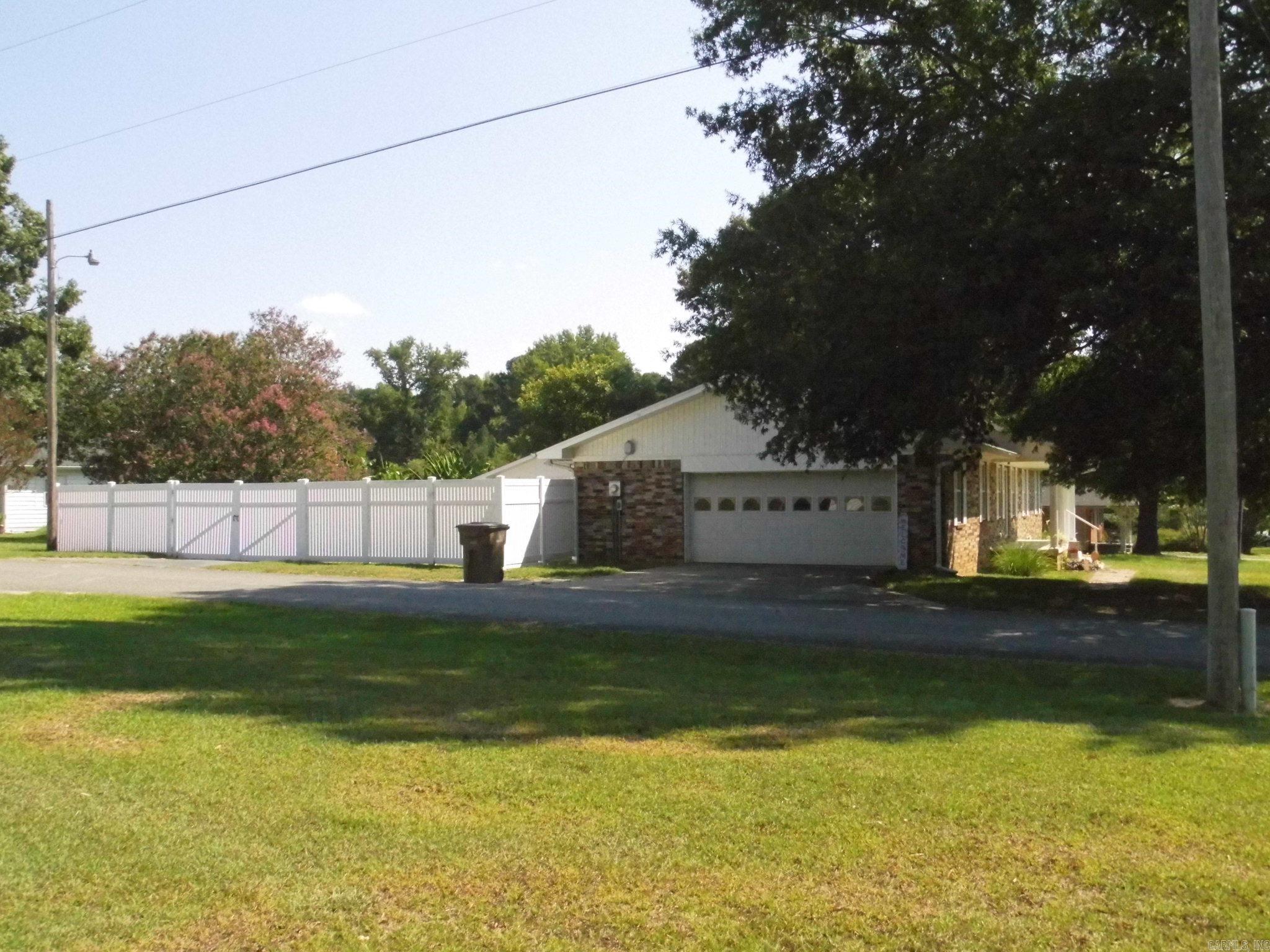 1300 W Woodson Lateral Road Property Photo 27