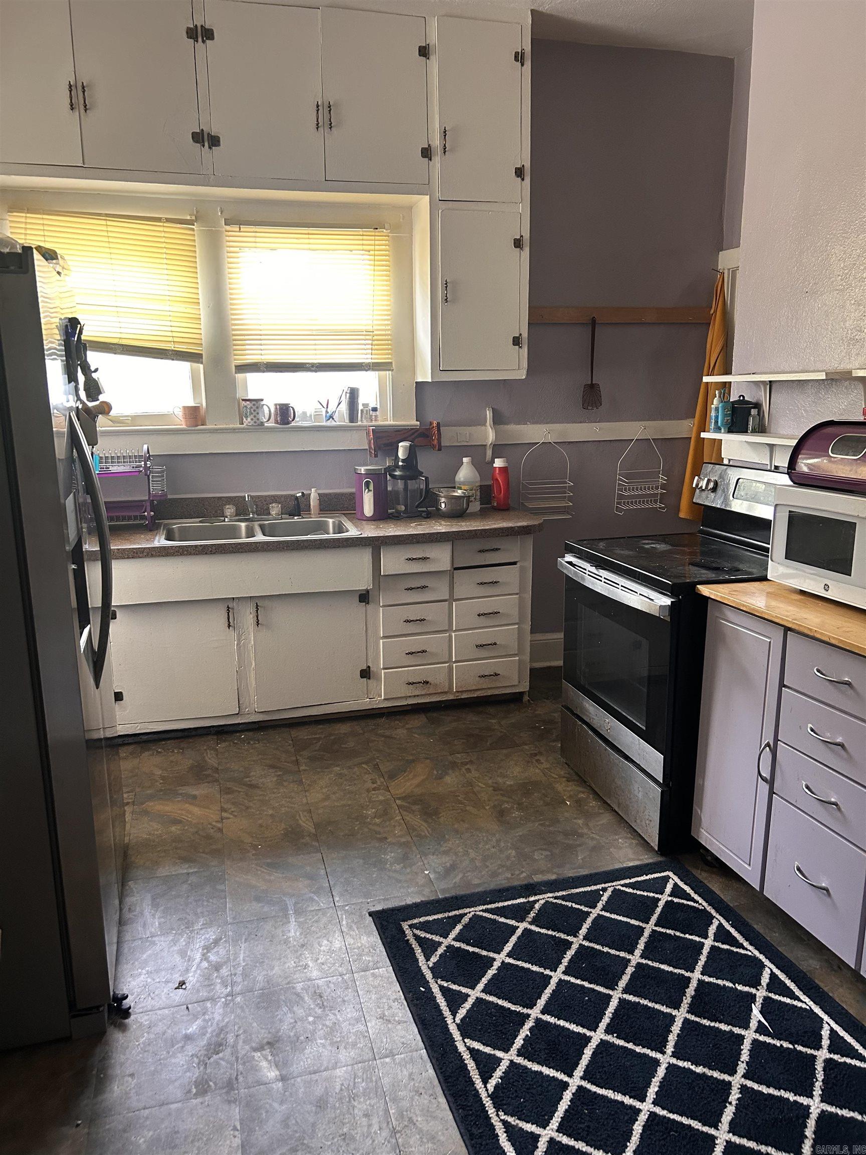 3106 Battery Property Photo 3