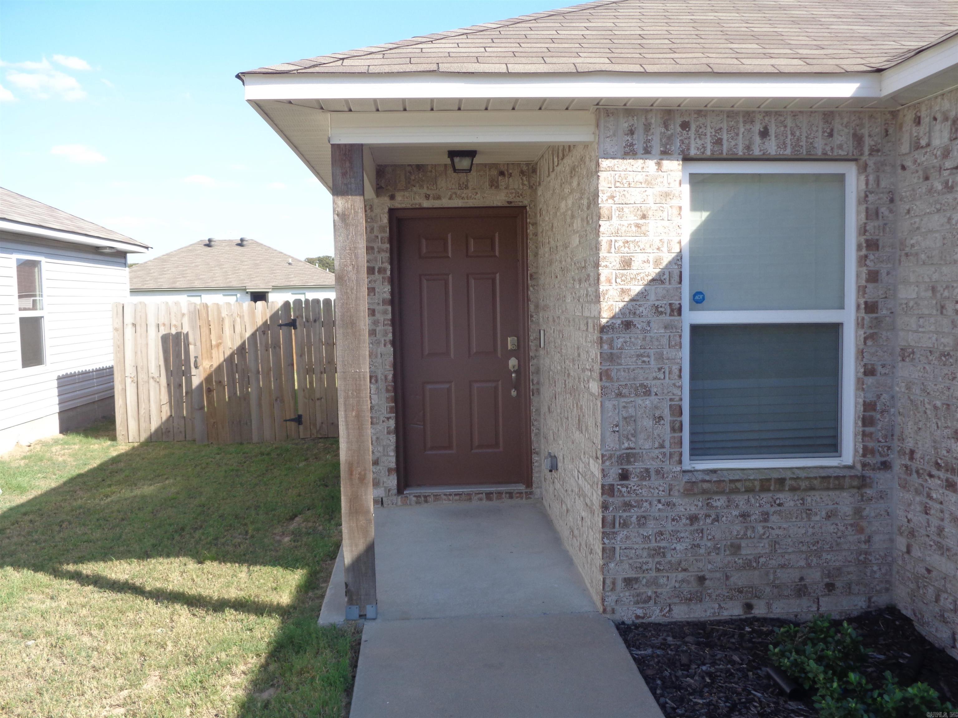 1804 Peony Street Property Photo 7