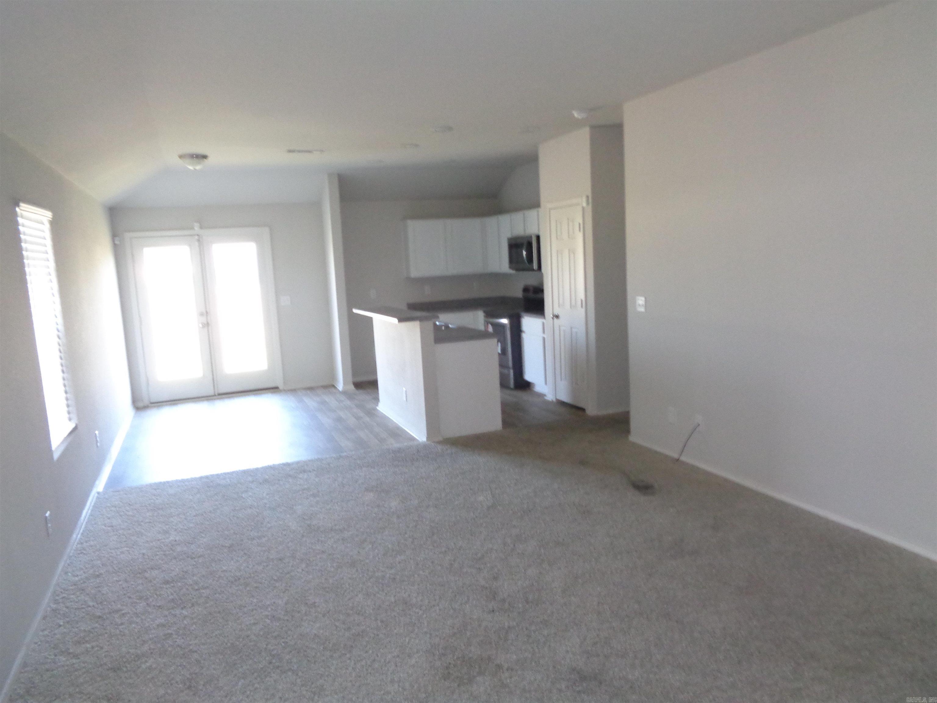 1804 Peony Street Property Photo 8