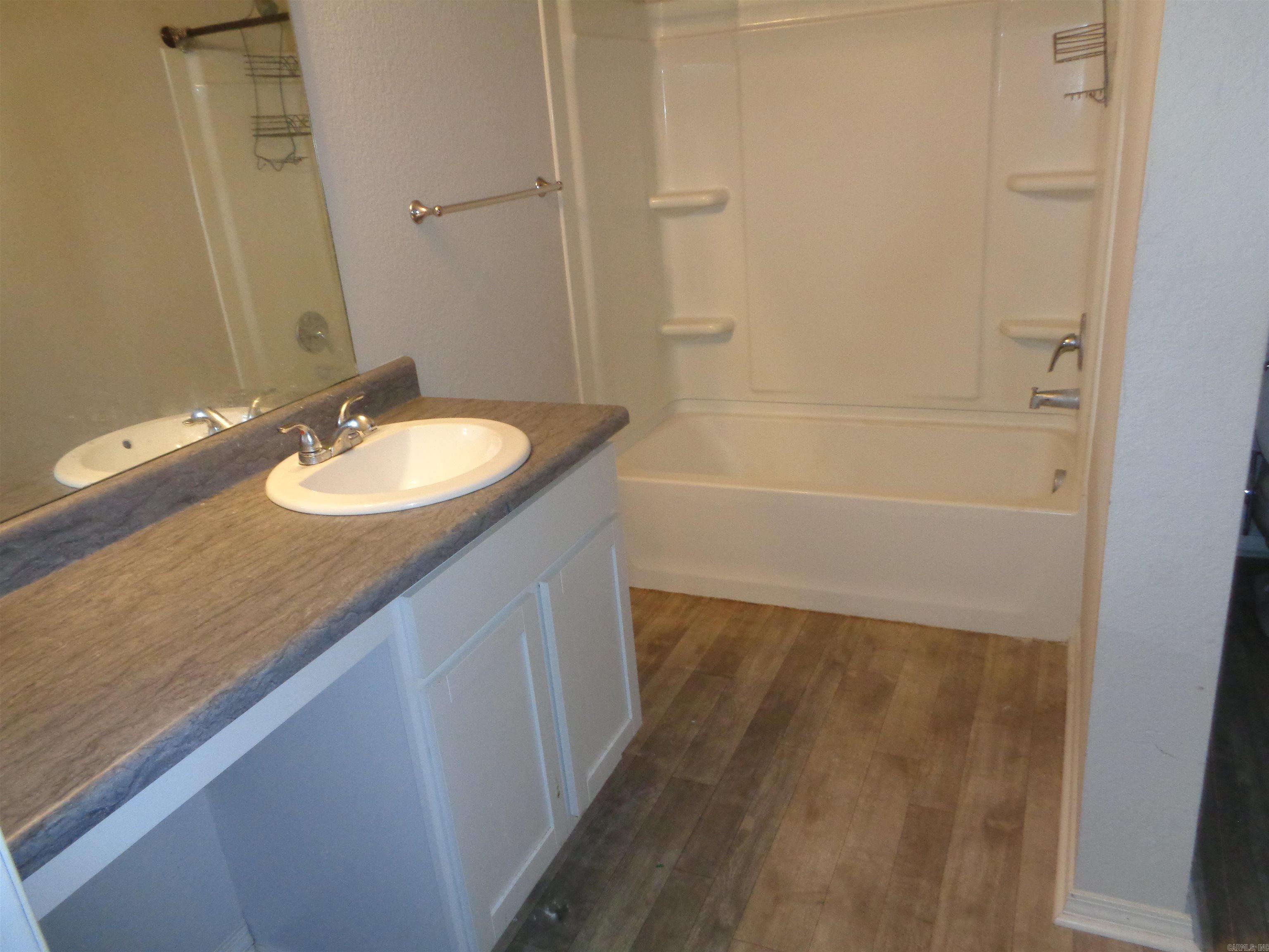 1804 Peony Street Property Photo 15