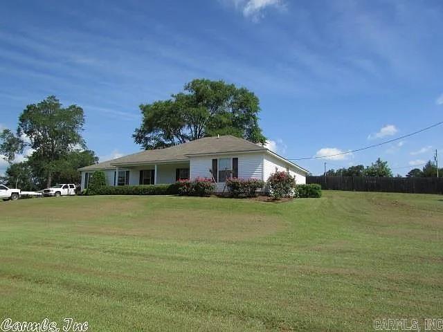 23708 Highway 84 Property Photo 2