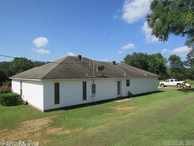 23708 Highway 84 Property Photo 3