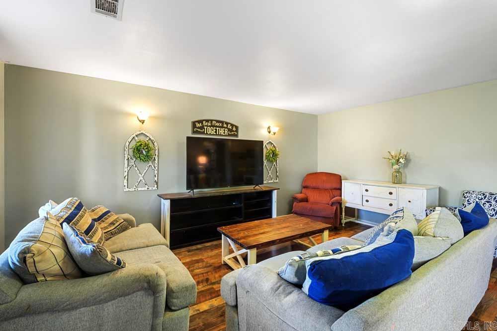 23708 Highway 84 Property Photo 8