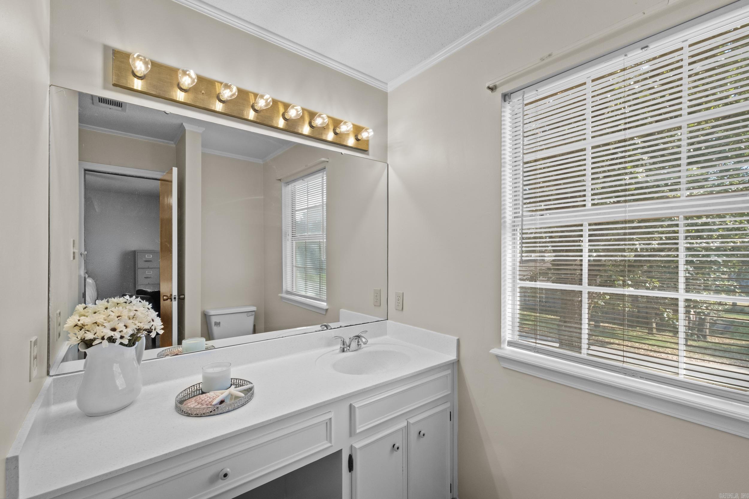 2409 Ozark Drive Property Photo 27