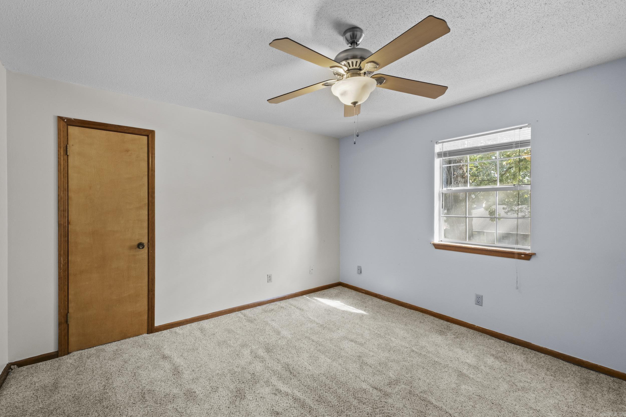 2409 Ozark Drive Property Photo 32