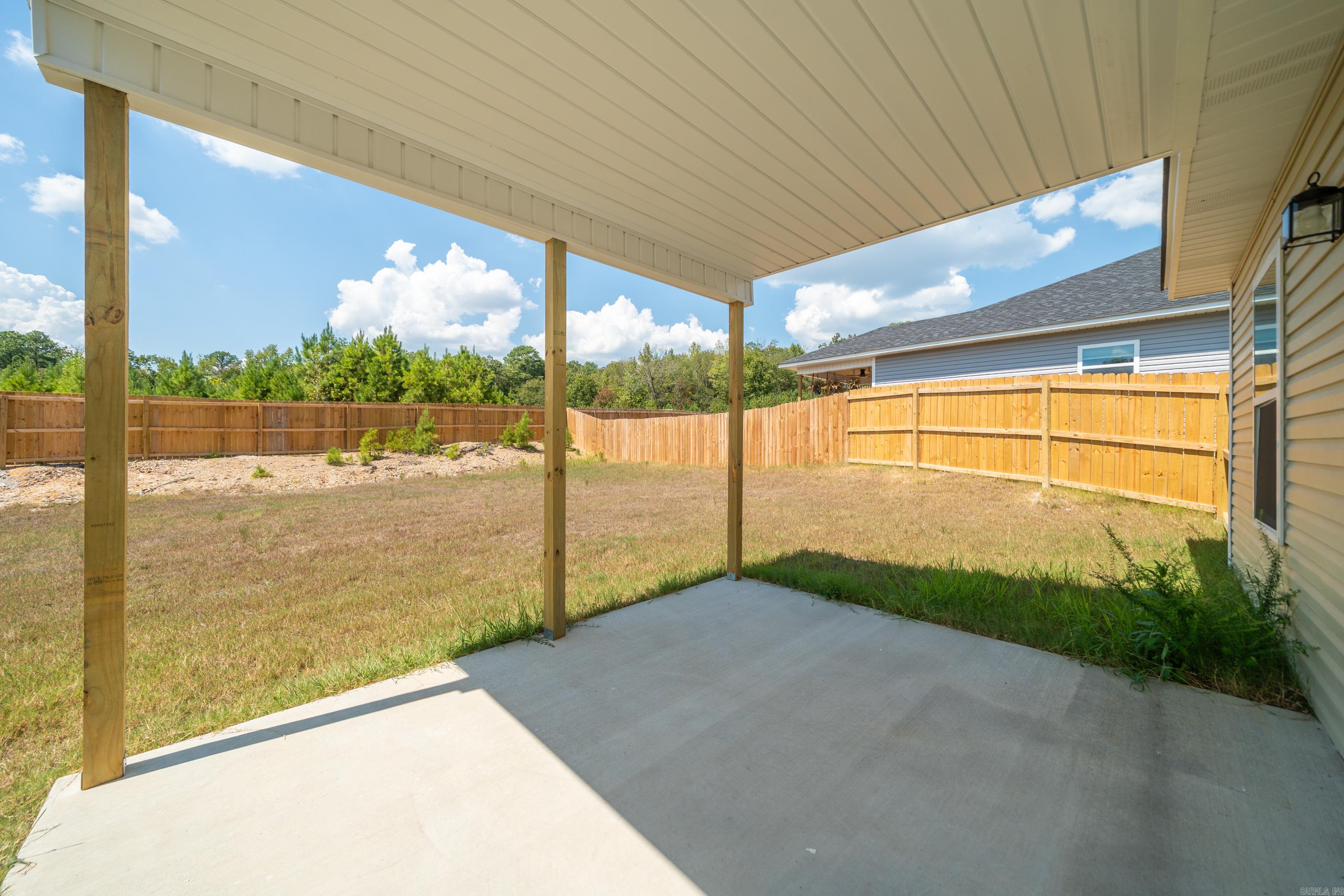 126 Lance Circle Property Photo 3