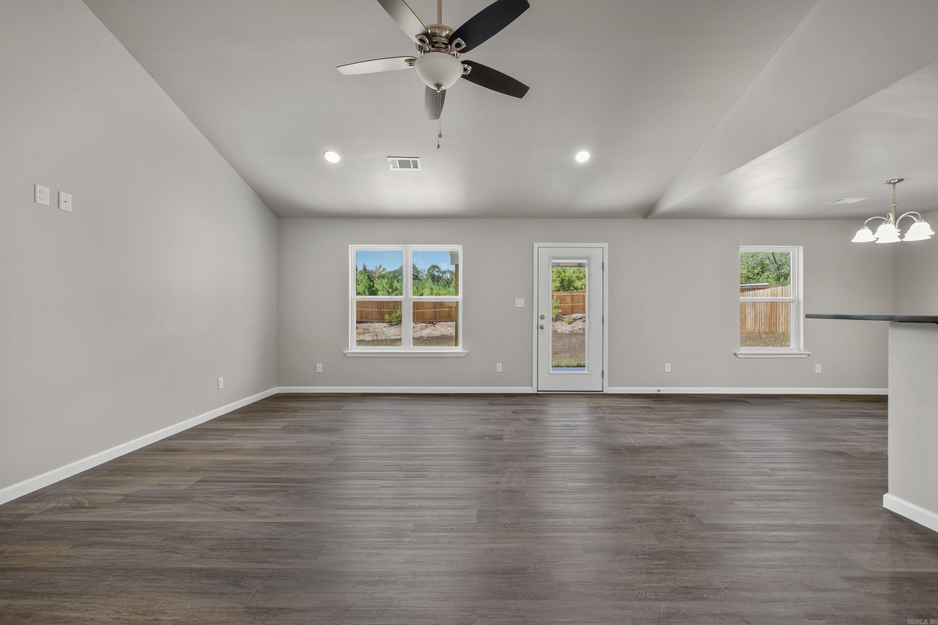 126 Lance Circle Property Photo 10