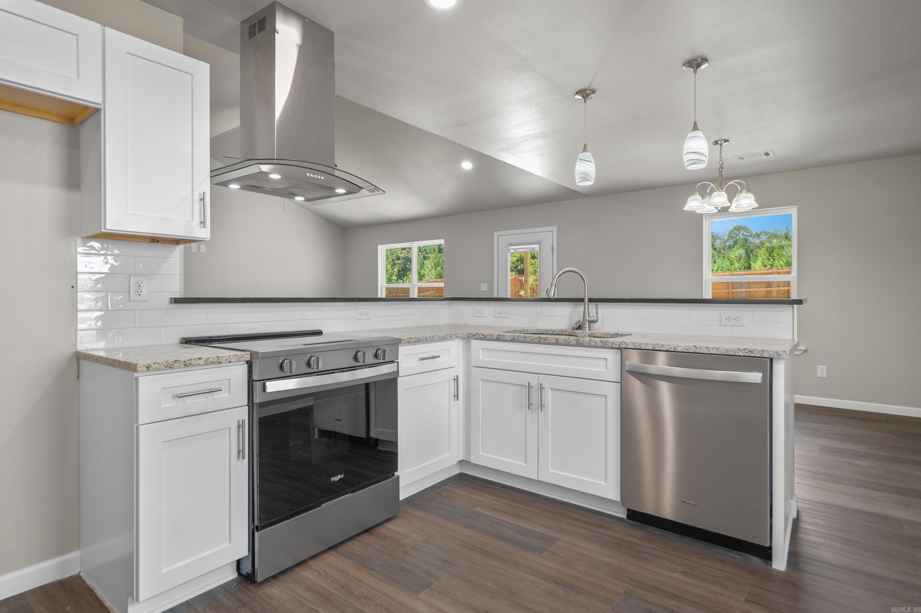 126 Lance Circle Property Photo 17