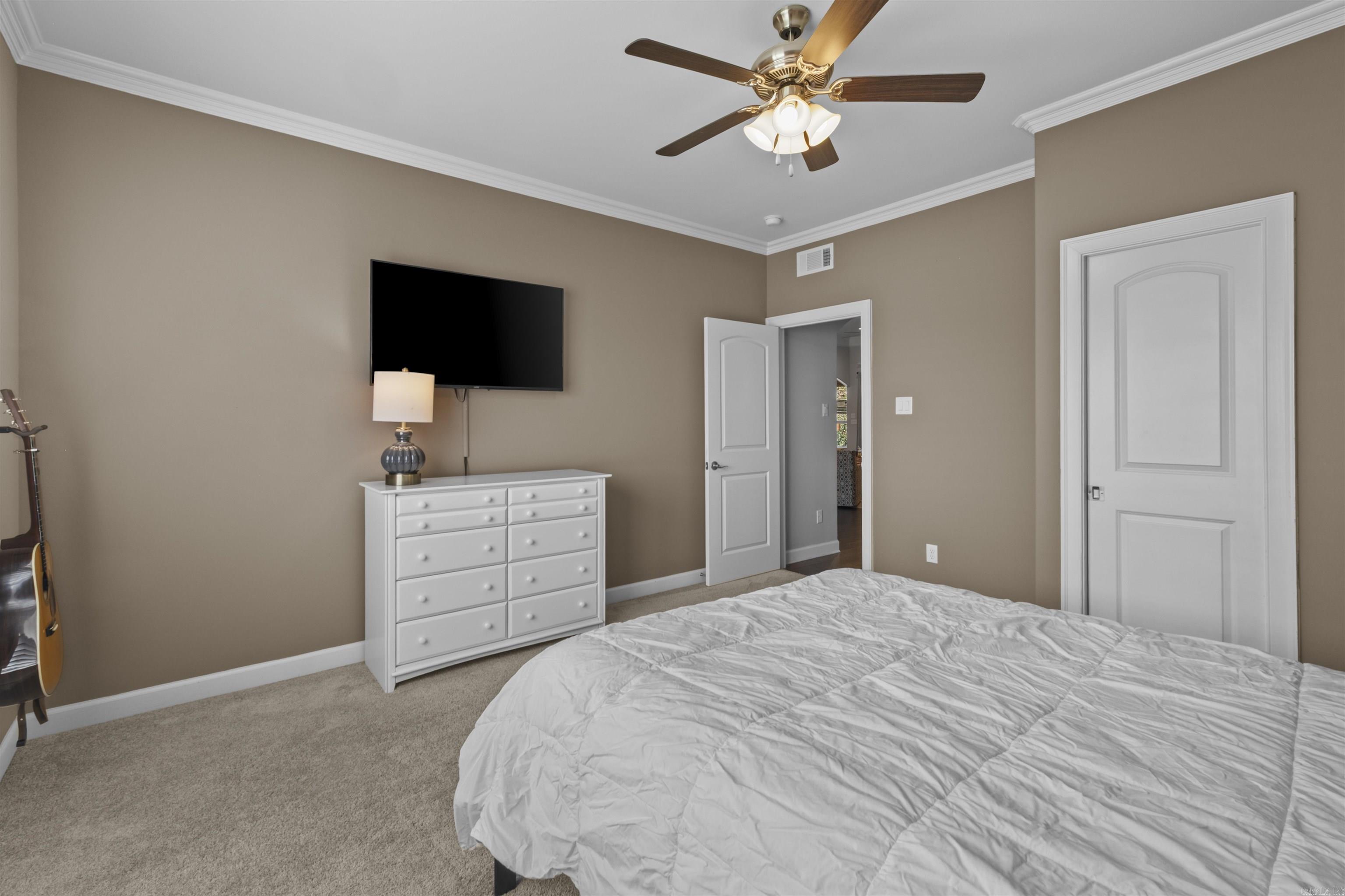 9424 Vale Royal Dr Property Photo 33