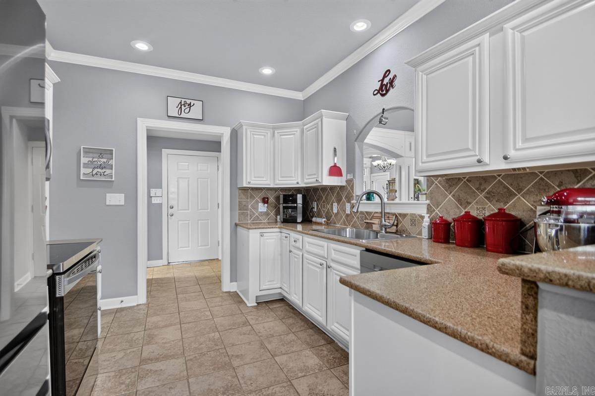 1308 Nature Way Dr Property Photo 13